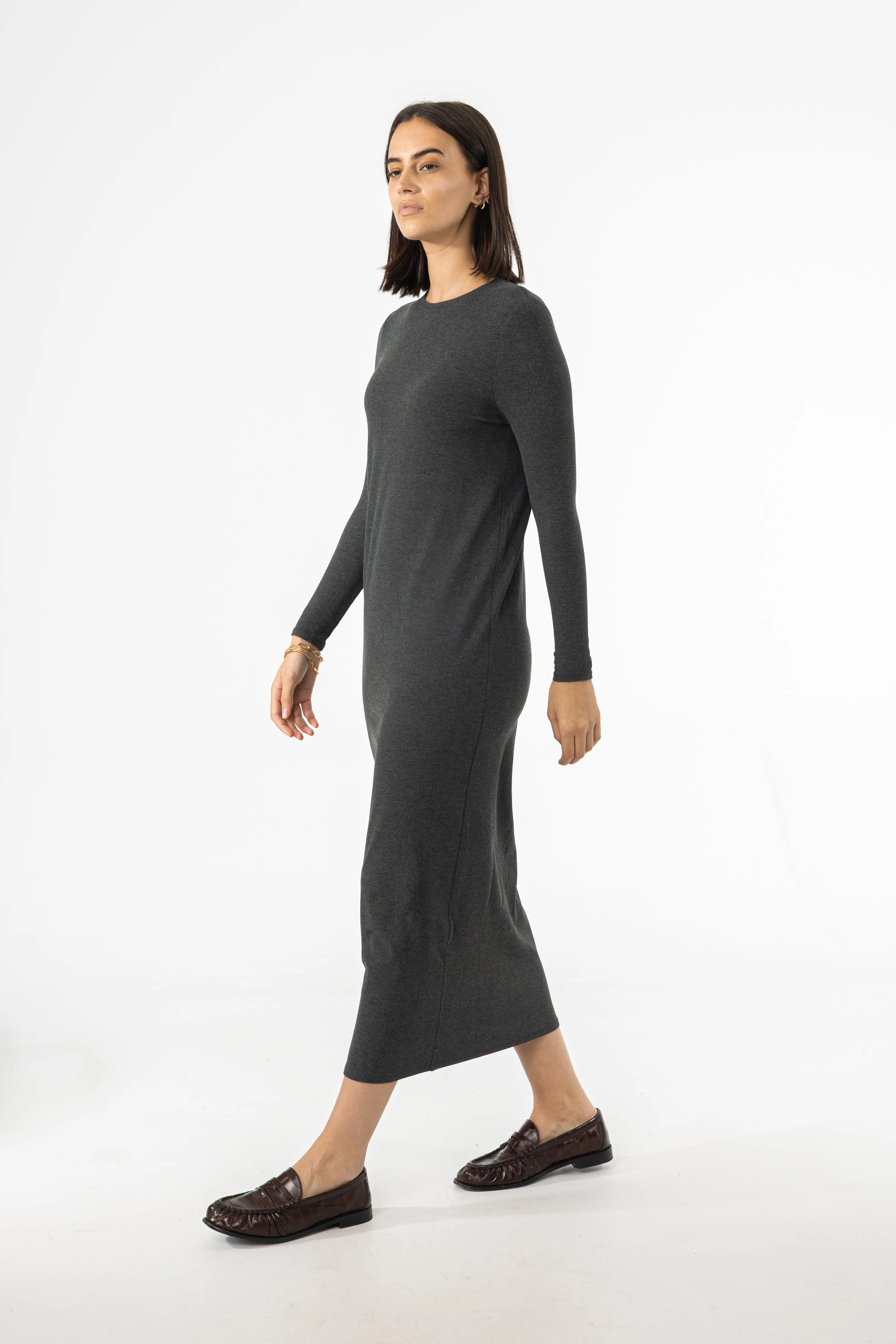 Travel Staple Grey Basic Maxi
