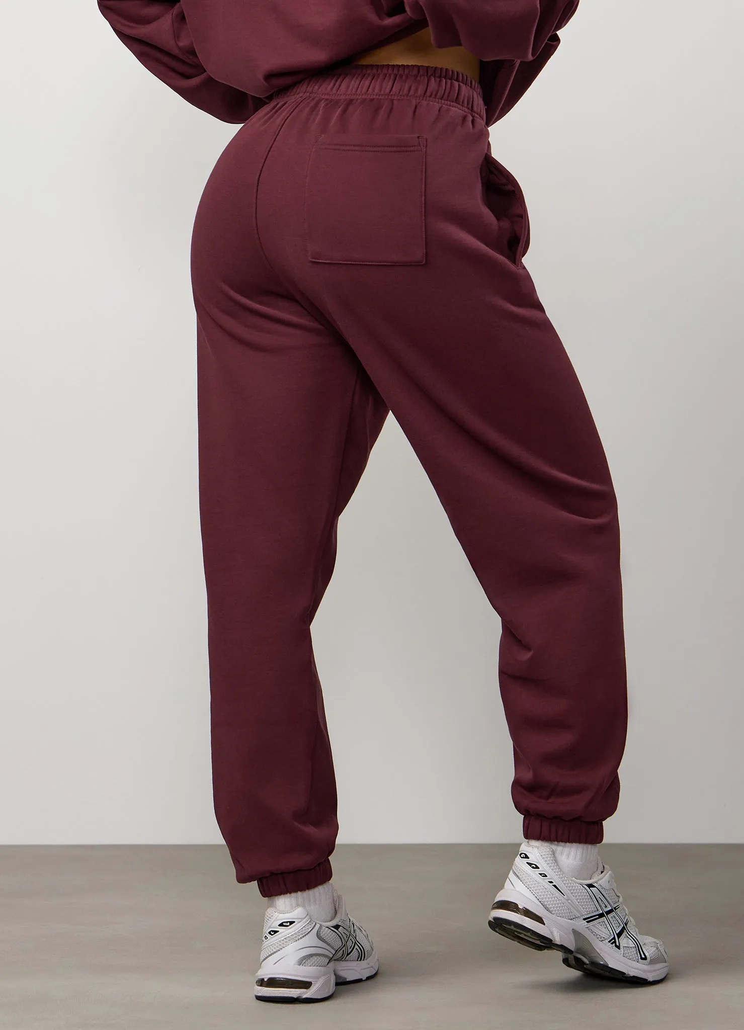 Air Flow Gym King Compose Fleece Relaxed Jogger - Deep Cherry