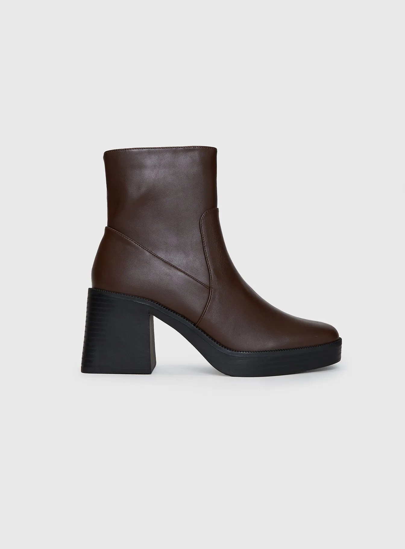 Halo Boots Brown Weightless Wear