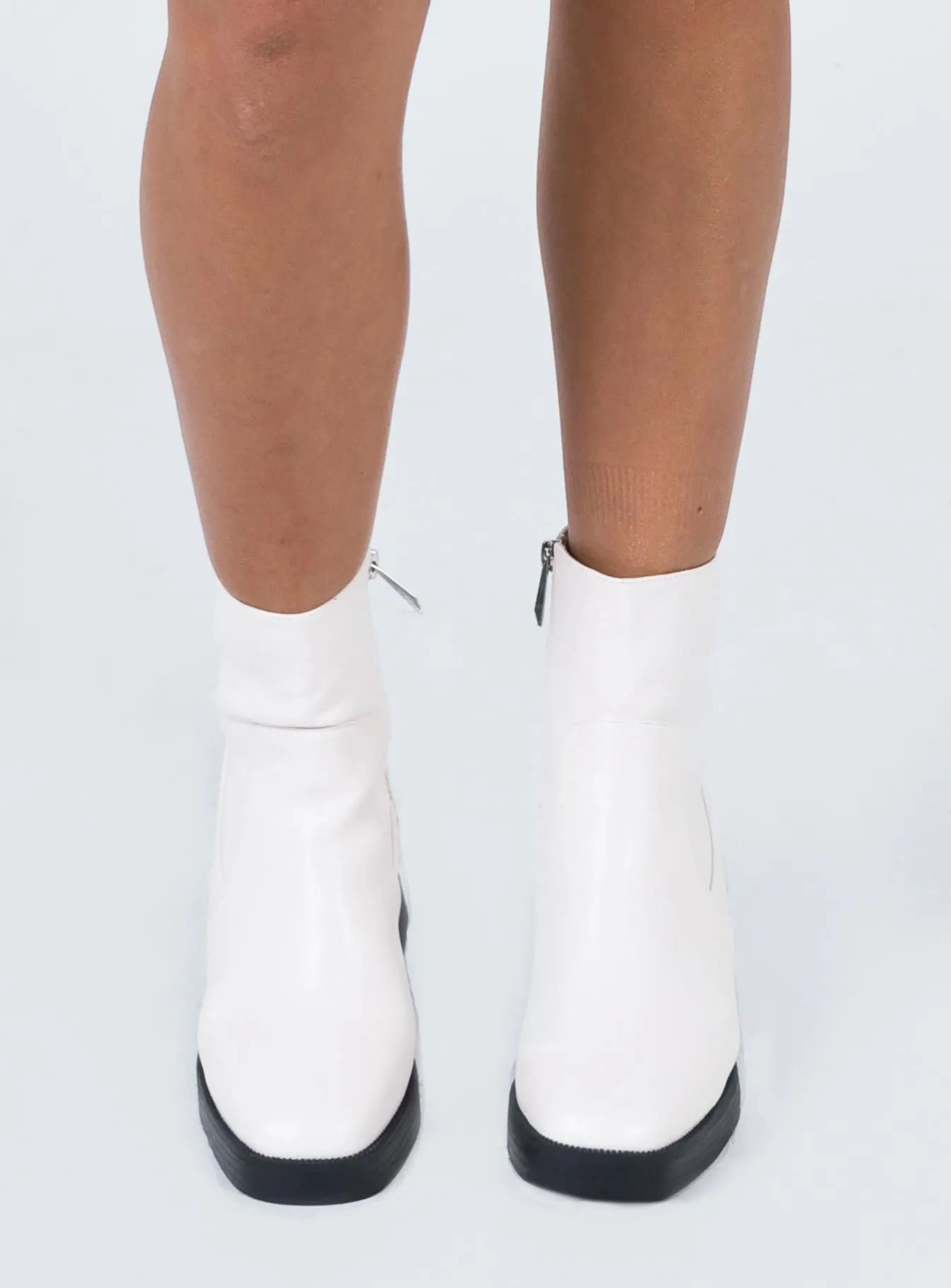 Halo Boots Cream Shock Control Hardwearing