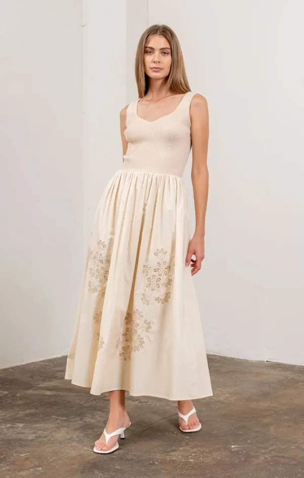 Hannali Sweater Top Eyelet Midi Short Sleeve Flattering Silhouette Wear