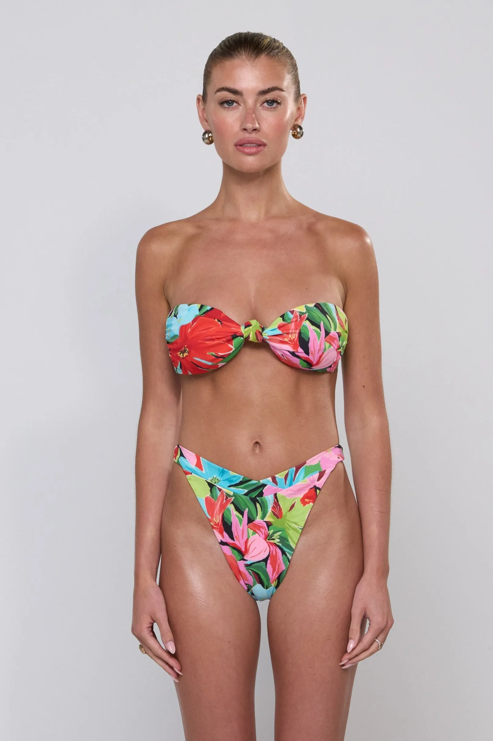 Betsy Bikini Bottom in Tropicana Flexible Bonded Seams Ocean Getaway