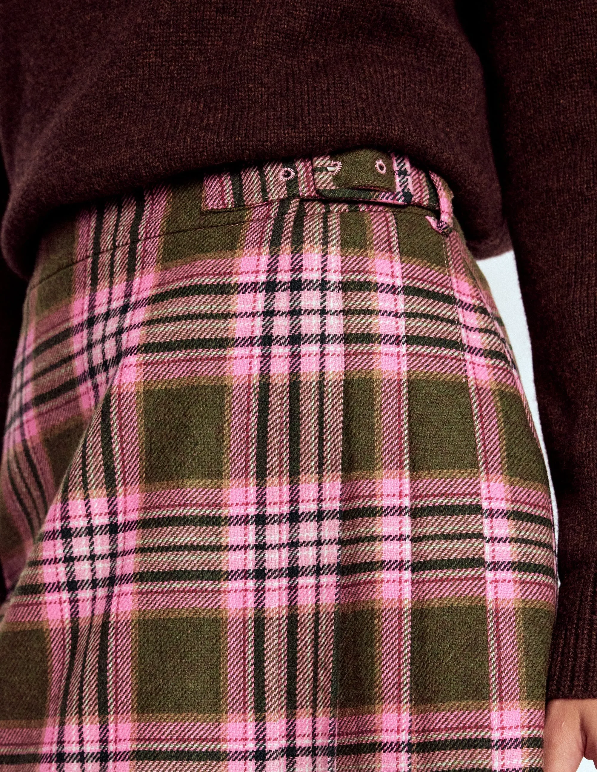 Helen Wool Kilt Skirt-Olive, Green and Pink Check Neat Style