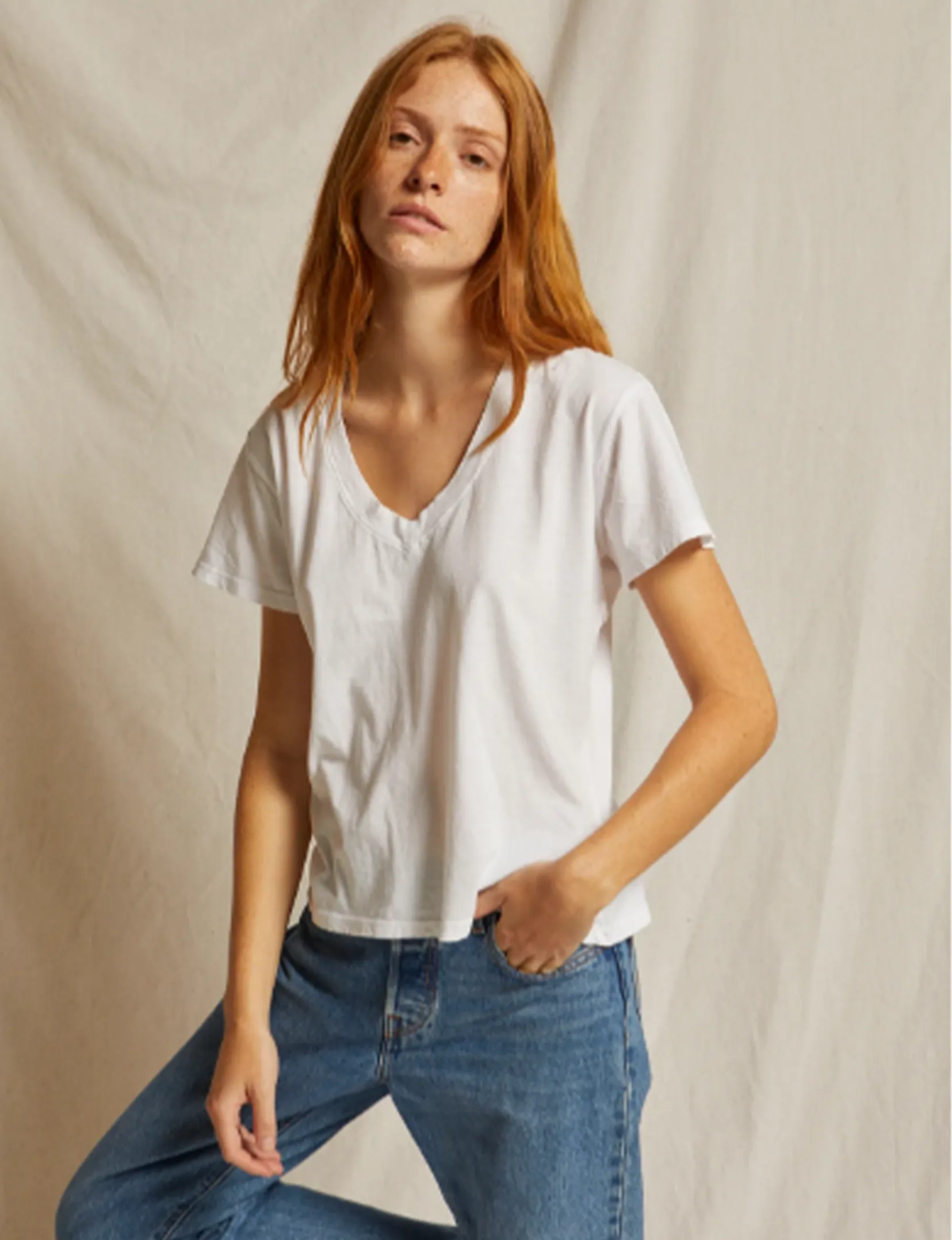 Hendrix V Neck Tee, White Effortless Fashion