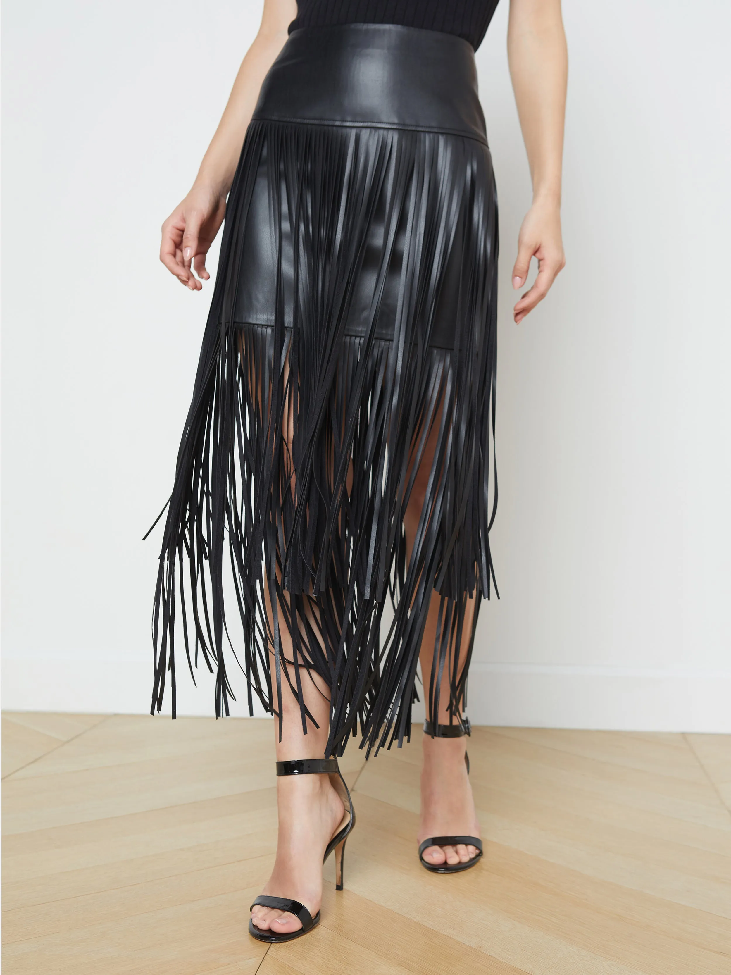 Karolina Fringe Skirt Clean Style