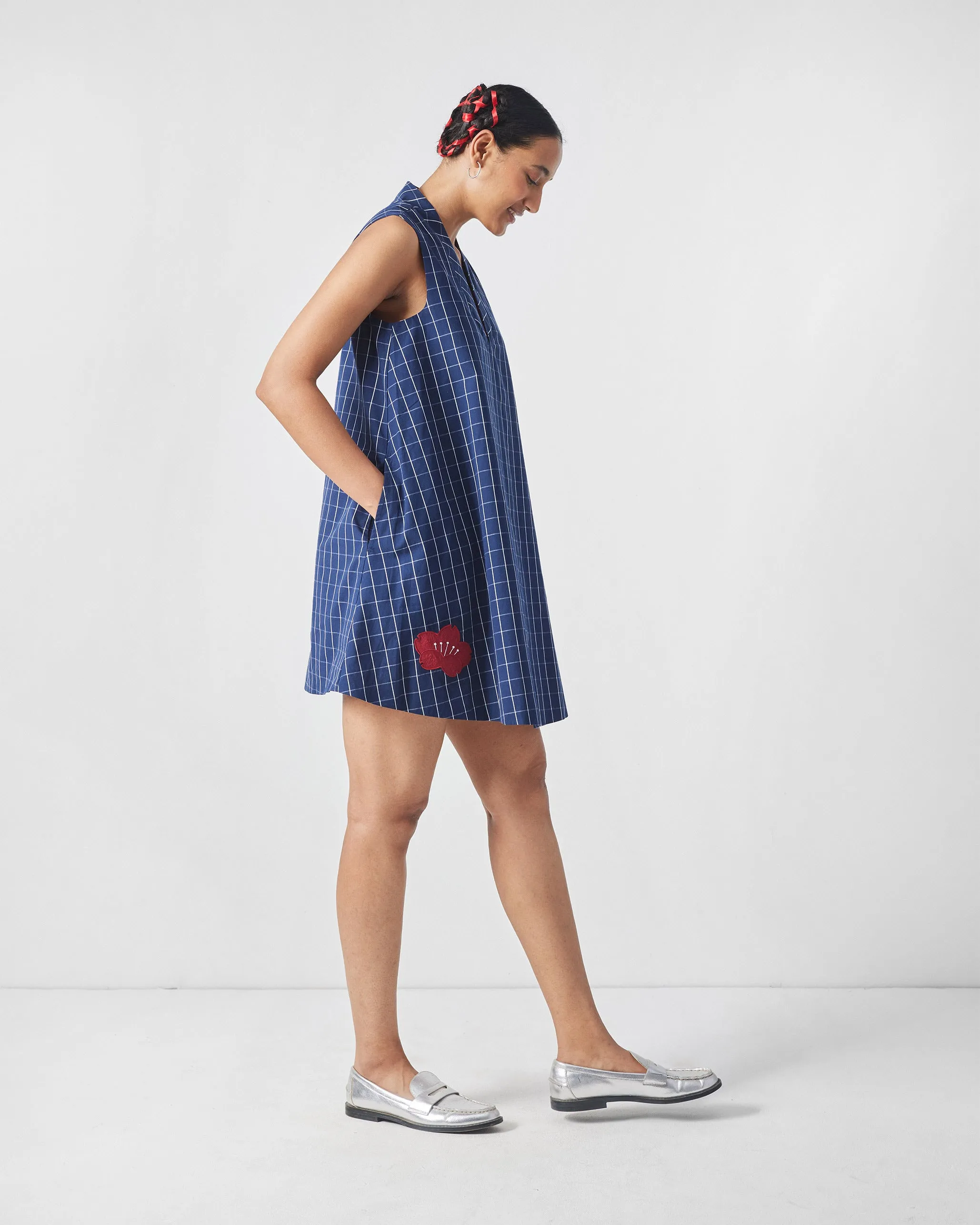 Kawaii Reversible Dress - Navy & Red Form Fit