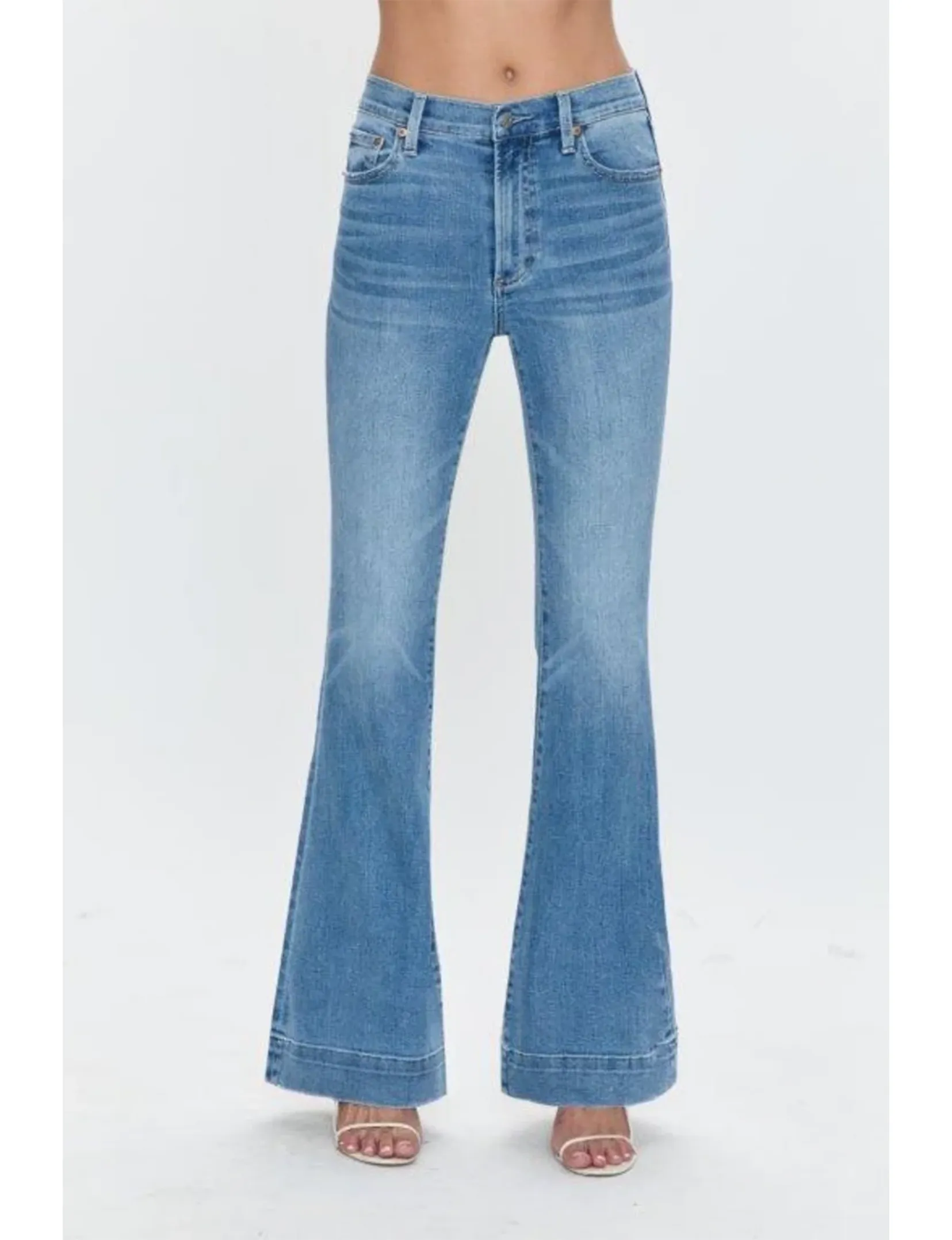 Plaid detail Kinsley Mid-Rise Ultra Flare, Essay