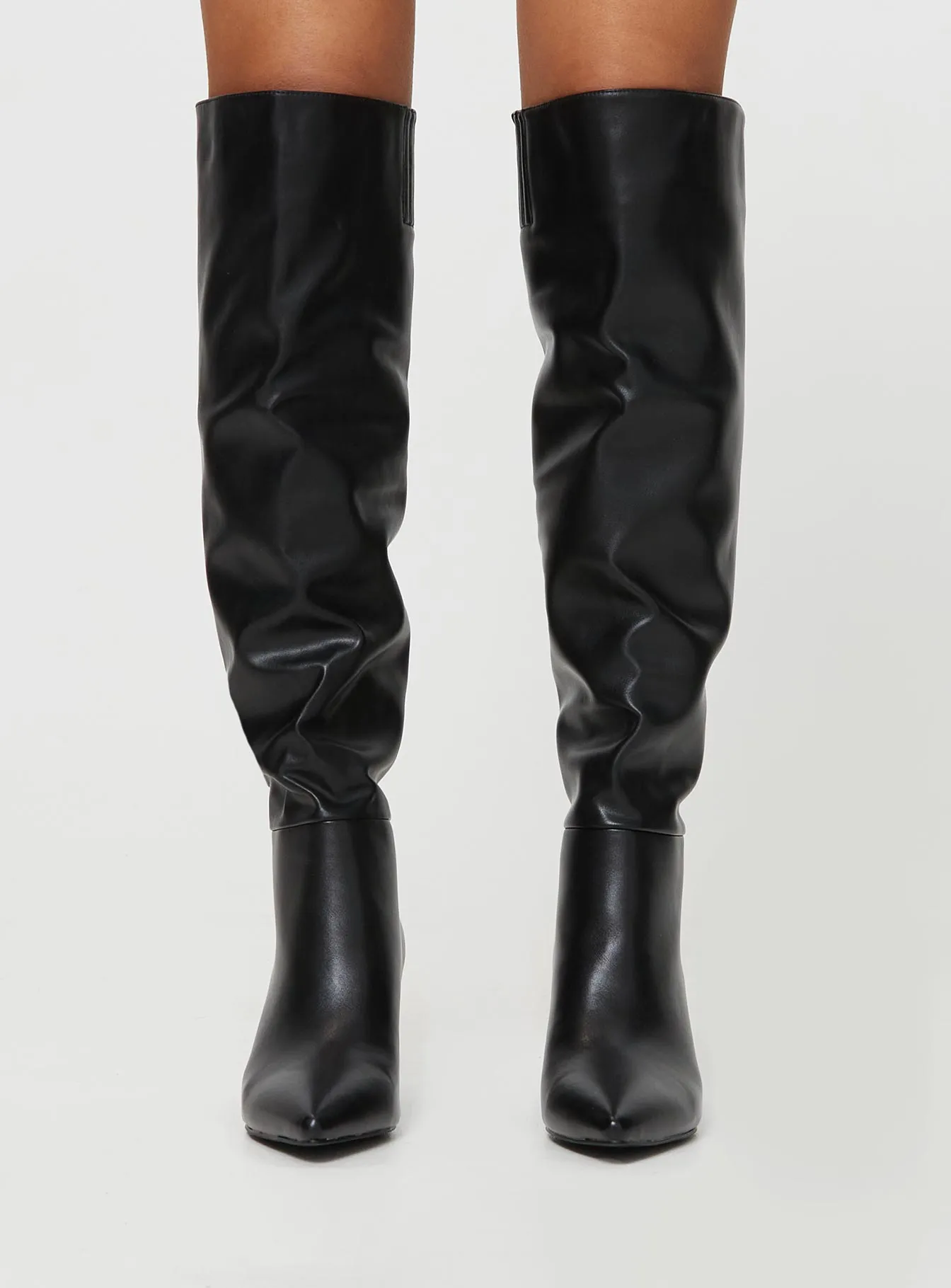 Ledlin Knee High Boots Black Responsive Fit