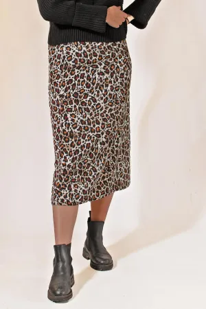 Subtle Finish Leopard Print Midi Skirt