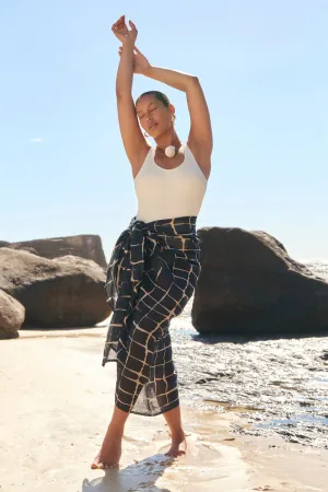 Linen Sarong in Woven Echo Tie Dye Style