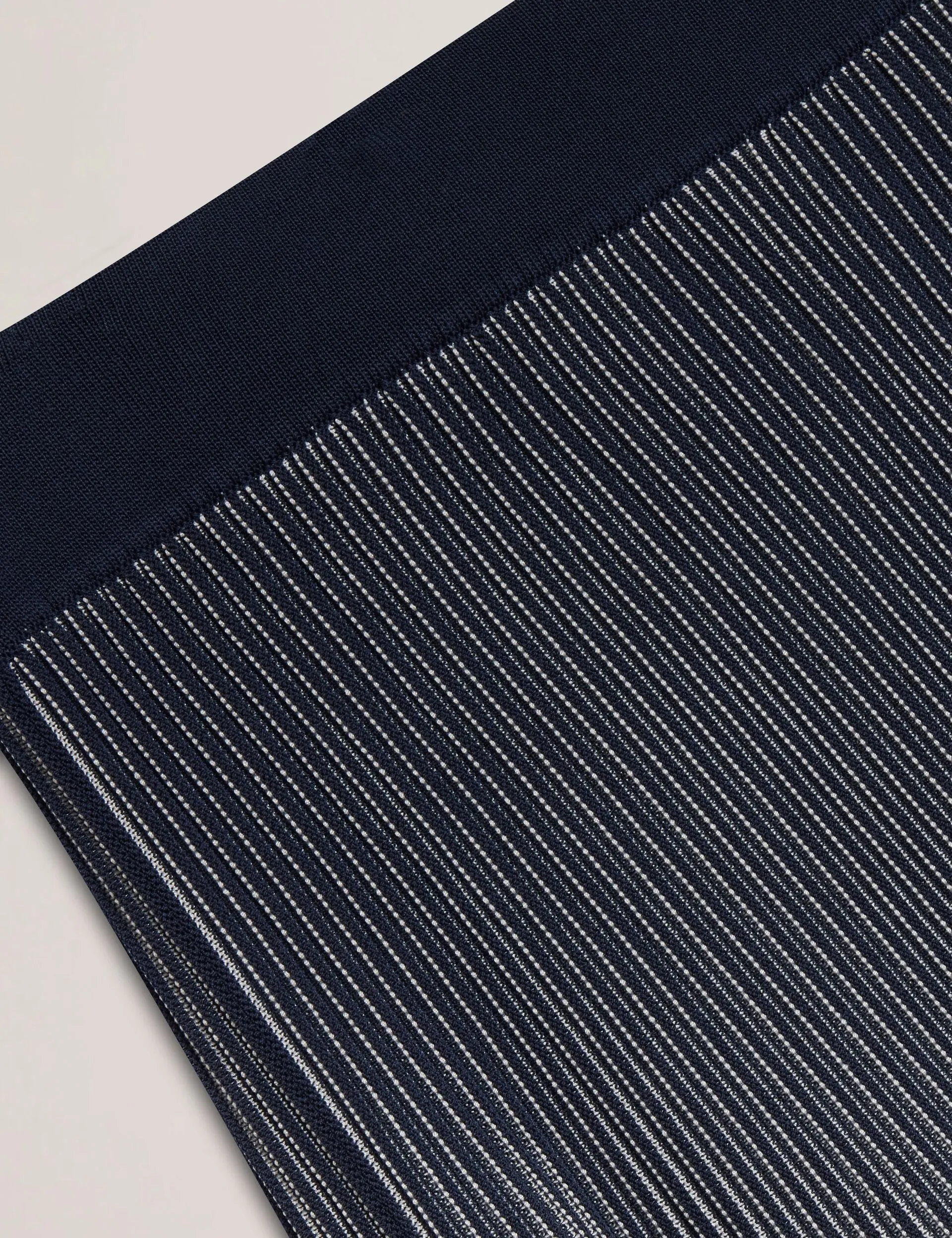 Shape Enhancing LOTTTII | NAVY