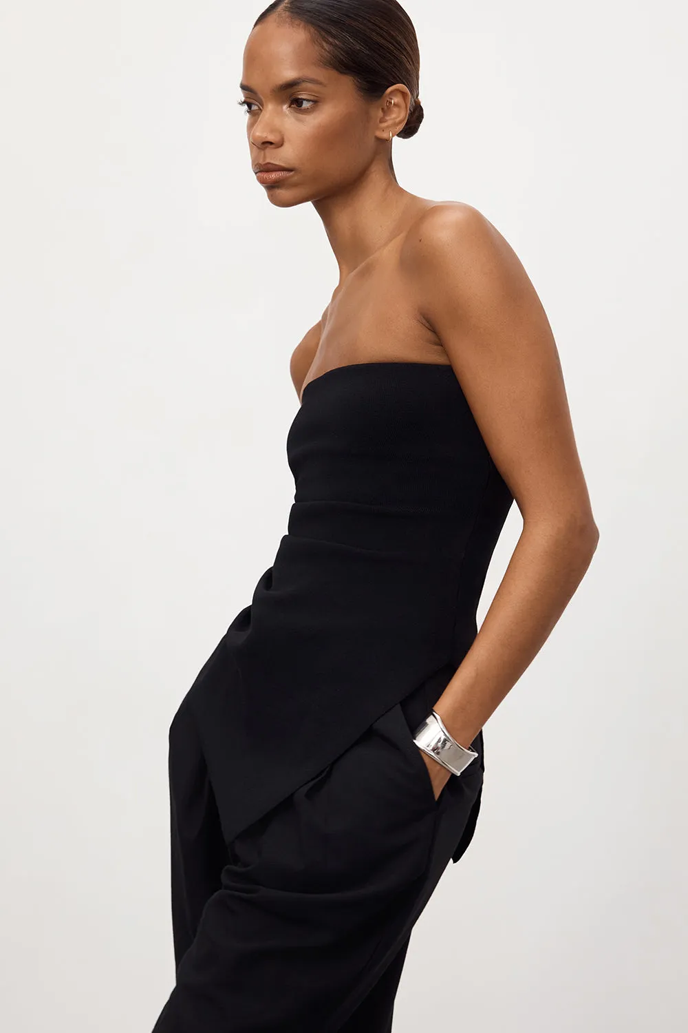 Warm Outfit LUKE BLACK LONGLINE BANDEAU TOP