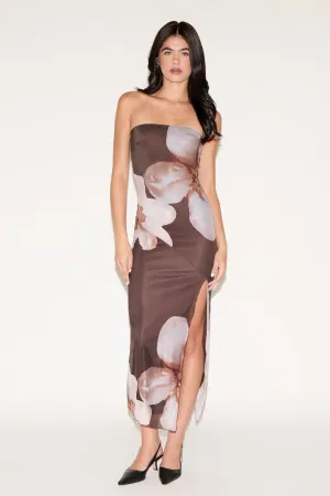 Matte Fabric Fall Outfit STRAPLESS LARGE FLORAL PRINT MIDI DRESS WITH SLIT