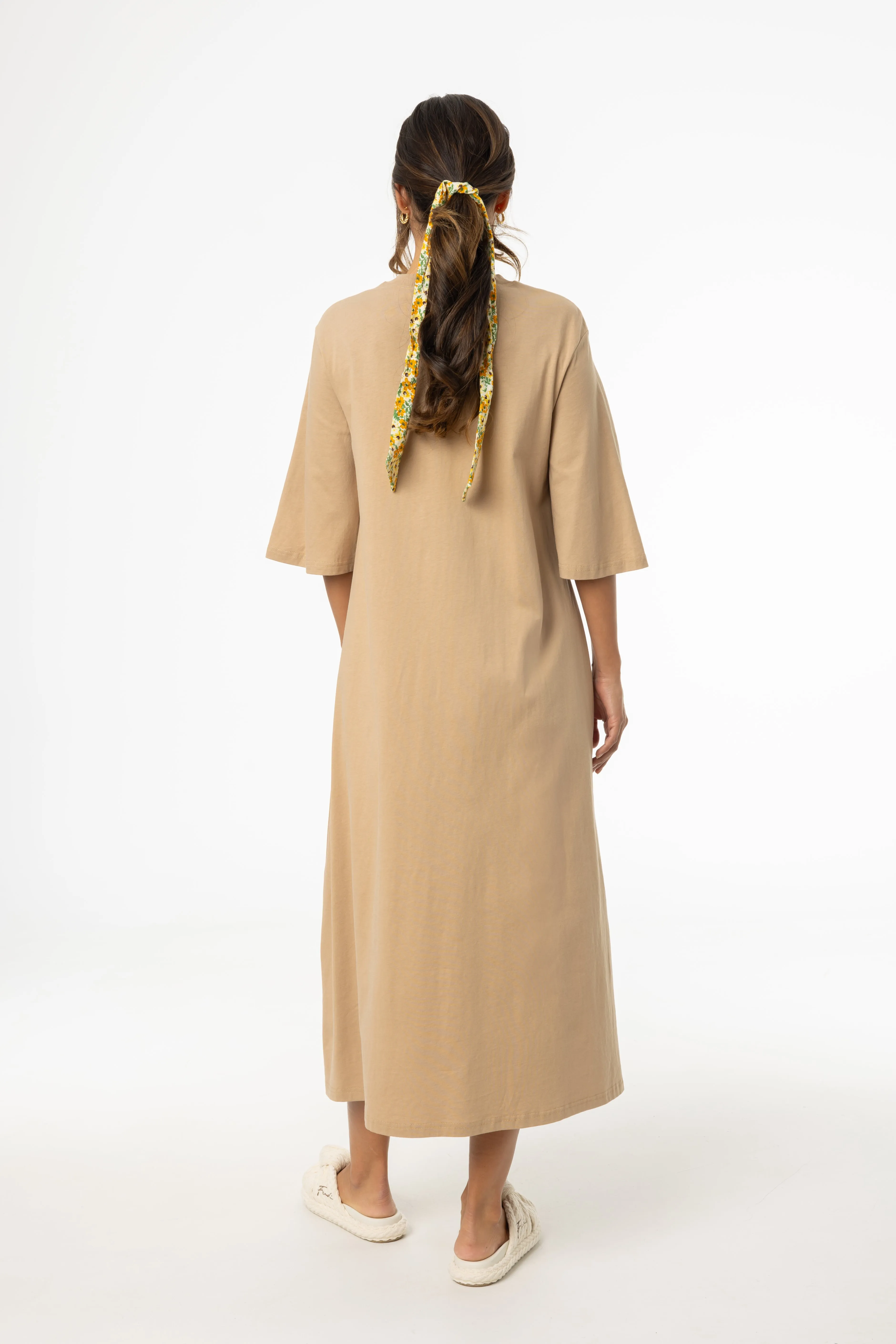 Hook-And-Eye Subtle Comfort Tan Pocket Tee Shirt Maxi Dress