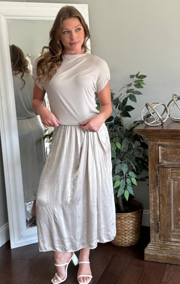 Siobhan Twist Front Midi Summer Ease