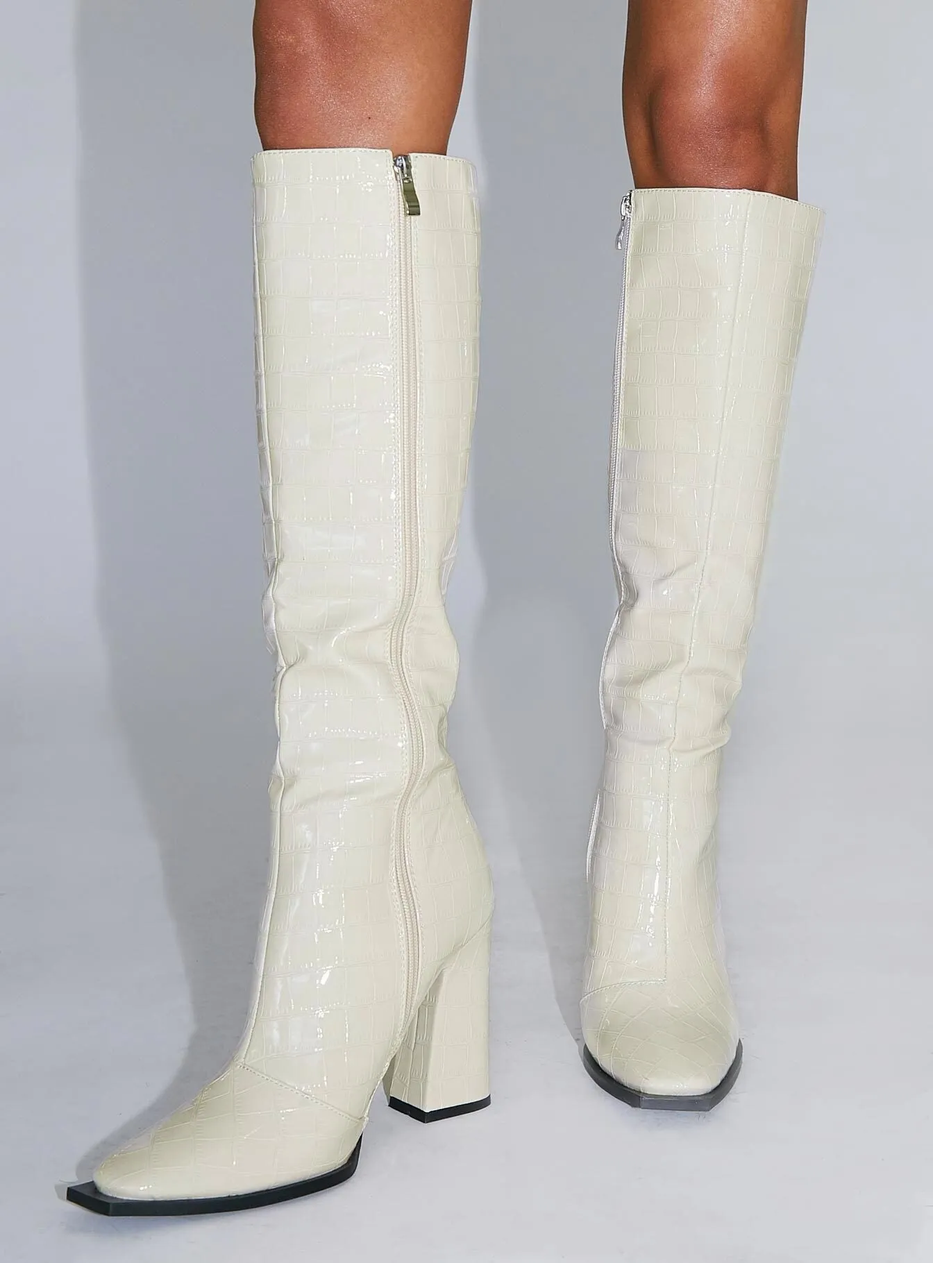 Mercury Boots Ecru Active Flex