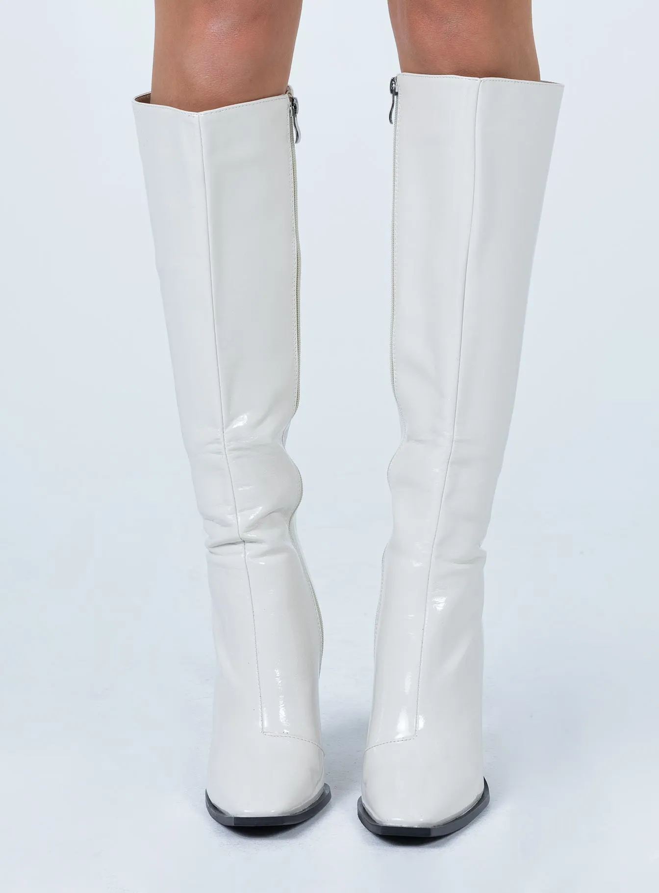Flat Surface Park Leisure Mercury Boots Off White