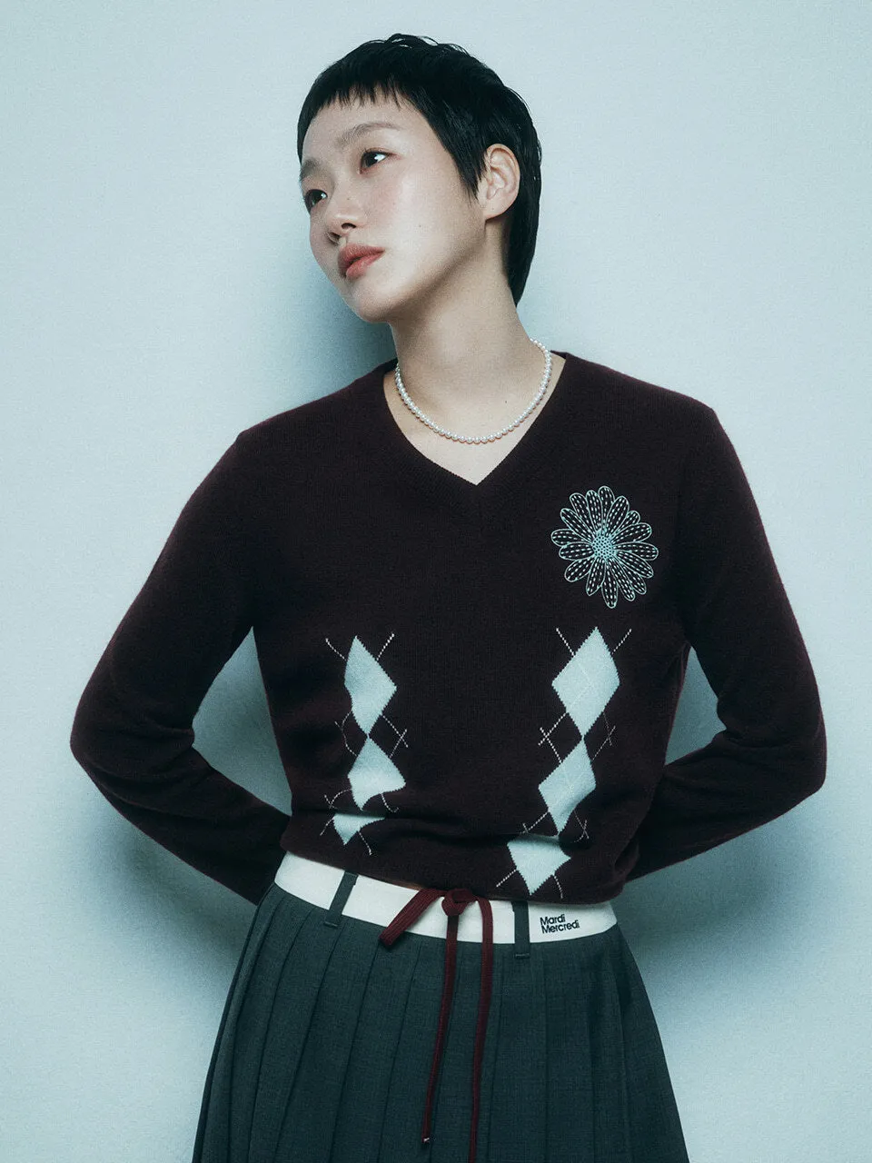 CASHMERE BLENDED V NECK ARGYLE_BURGUNDY MINT Cozy Mood