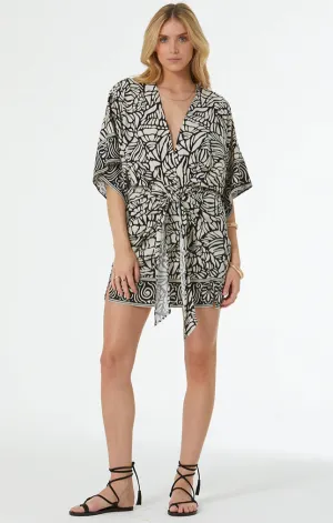 Minimalist Look Willa Wrap Dress