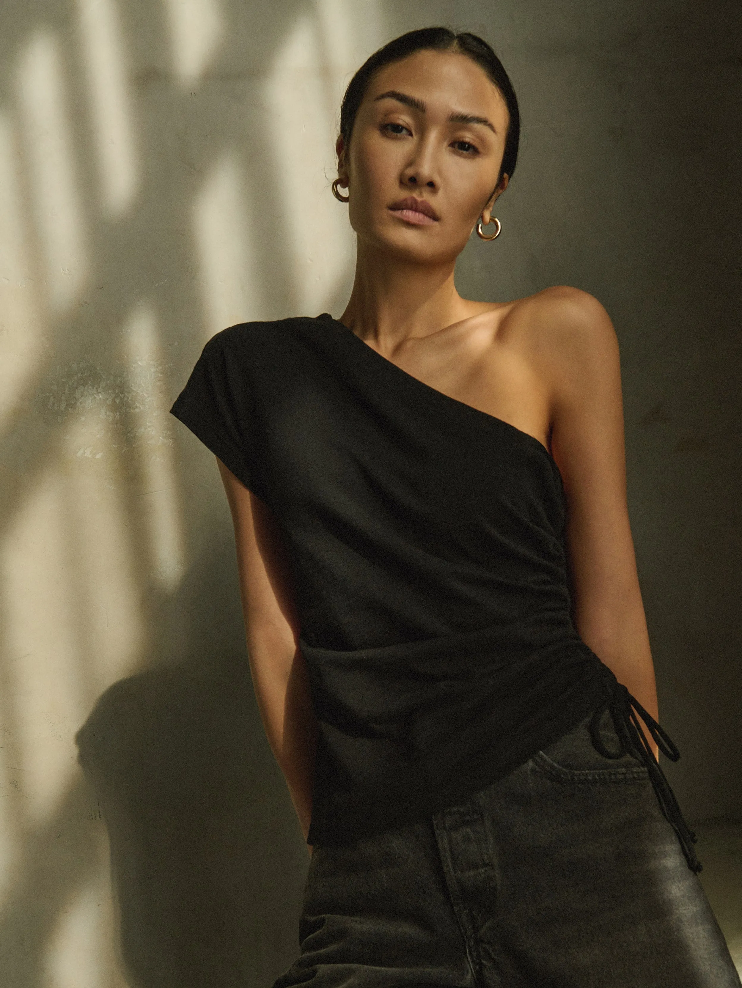 Hypoallergenic fabric Fashionable Ease Jaylen One Shoulder