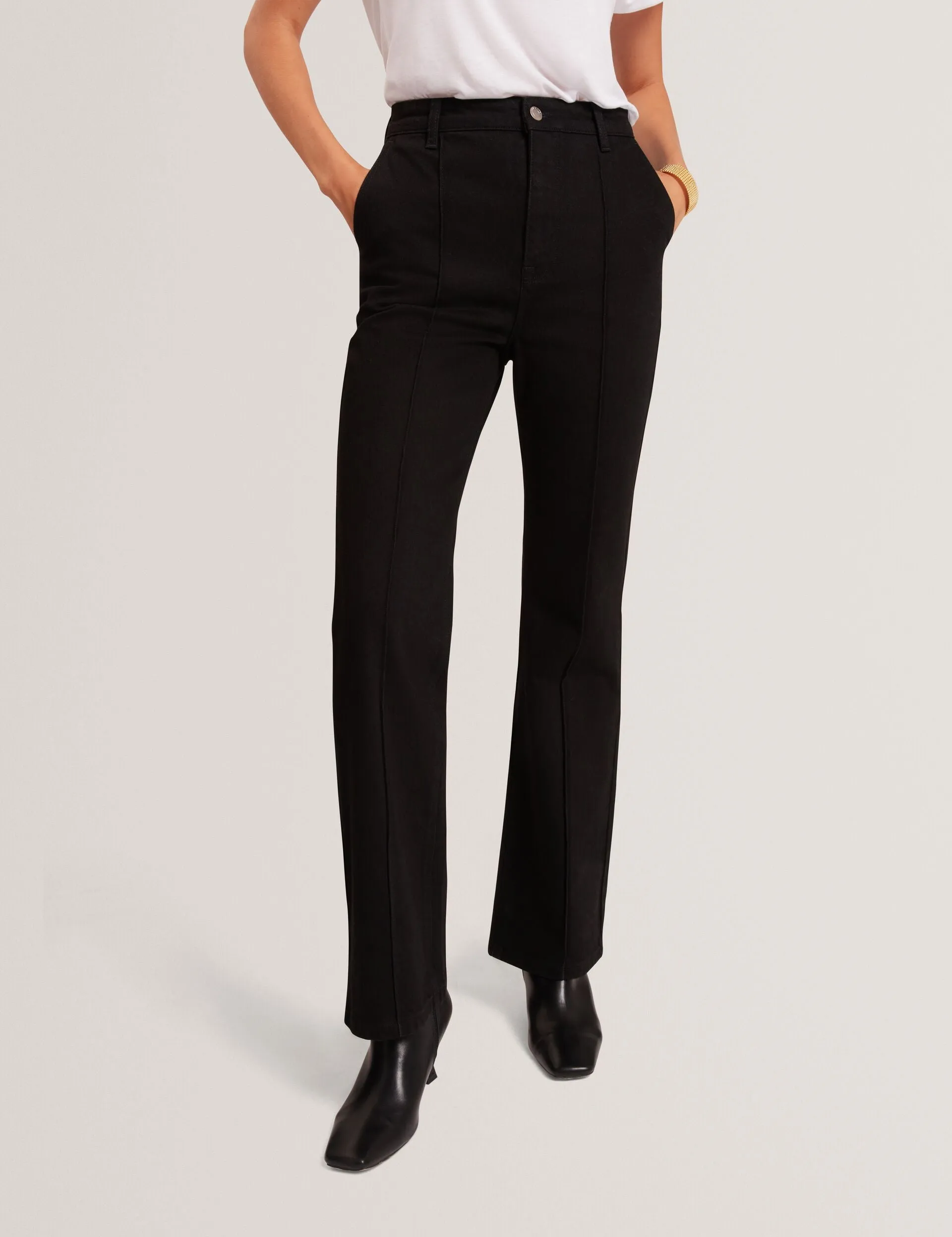 AntibacterialFinish WrinkleResistant Finish ARARE | BLACK