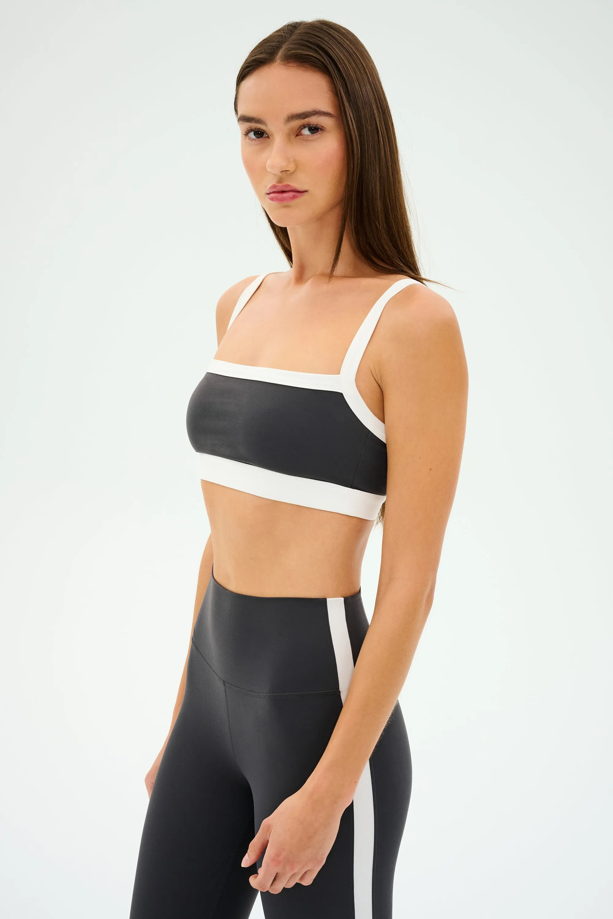 Monah Rigor Bra - Graphite/White Adaptive Compression Lightweight Comfort