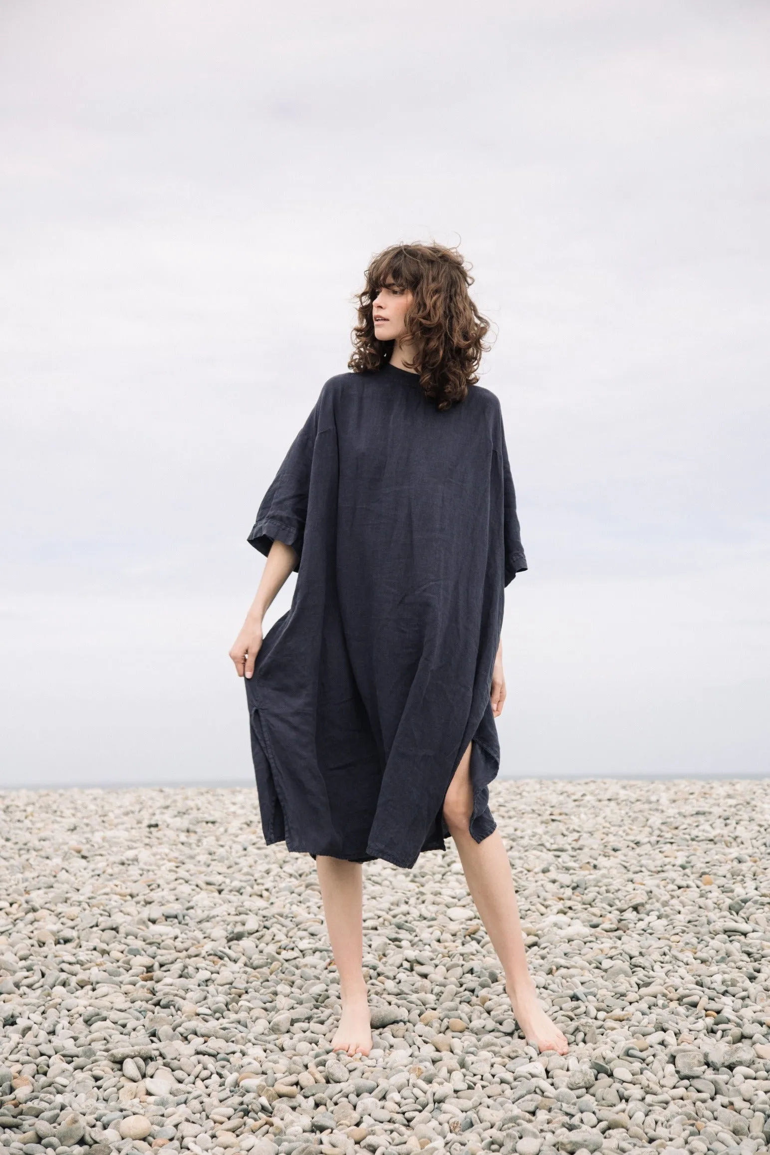 Light Elegance Monique Linen Dress in Navy