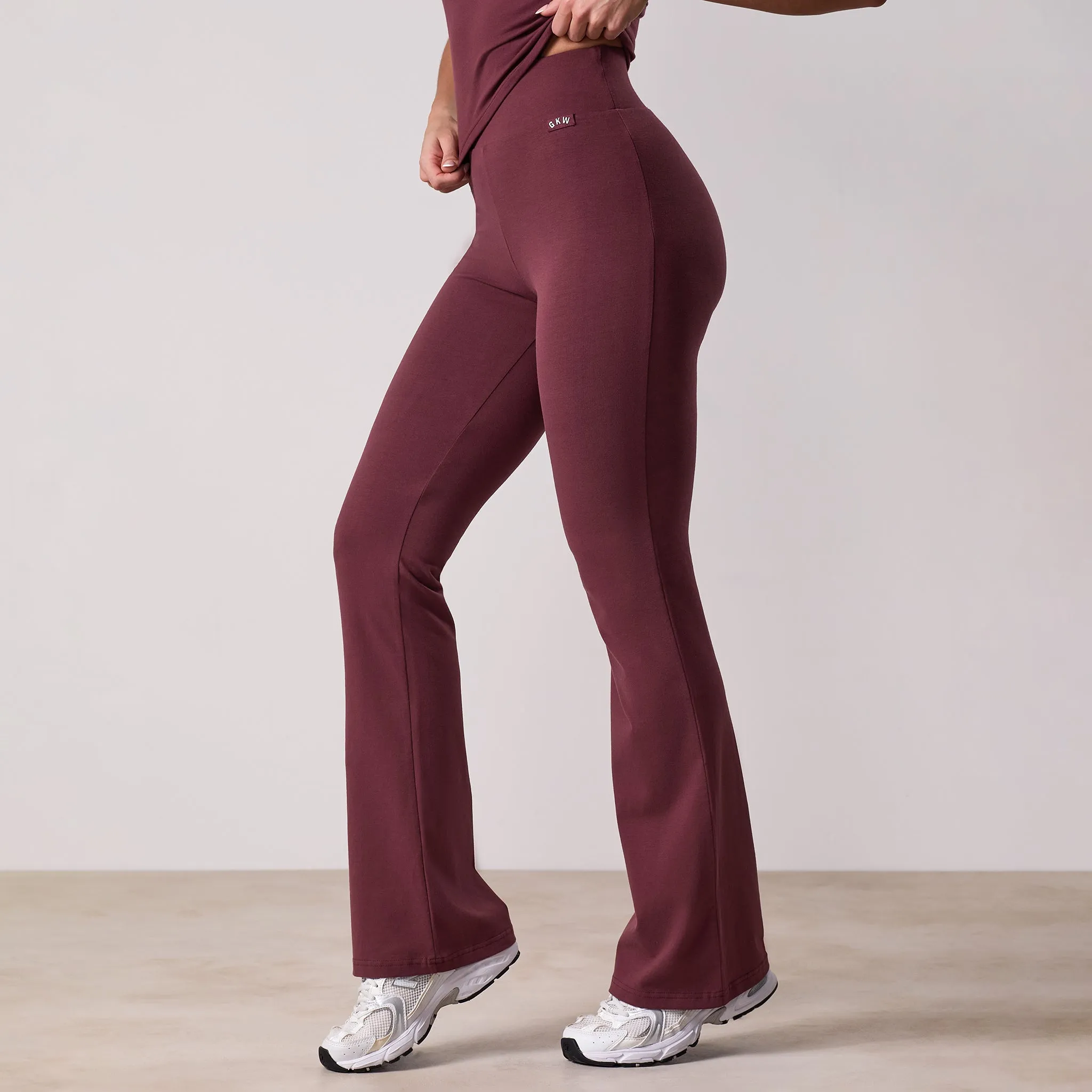 Gym King Plush Jersey Flared Legging - Burgundy High-Stretch Comfort Mesh Panel City Walk