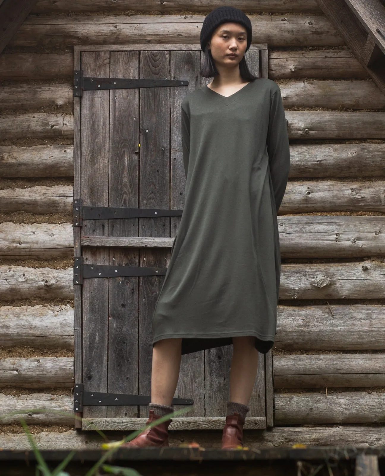 Myrtle Organic Cotton Jersey Dress in Rosin Green Minimalist Style