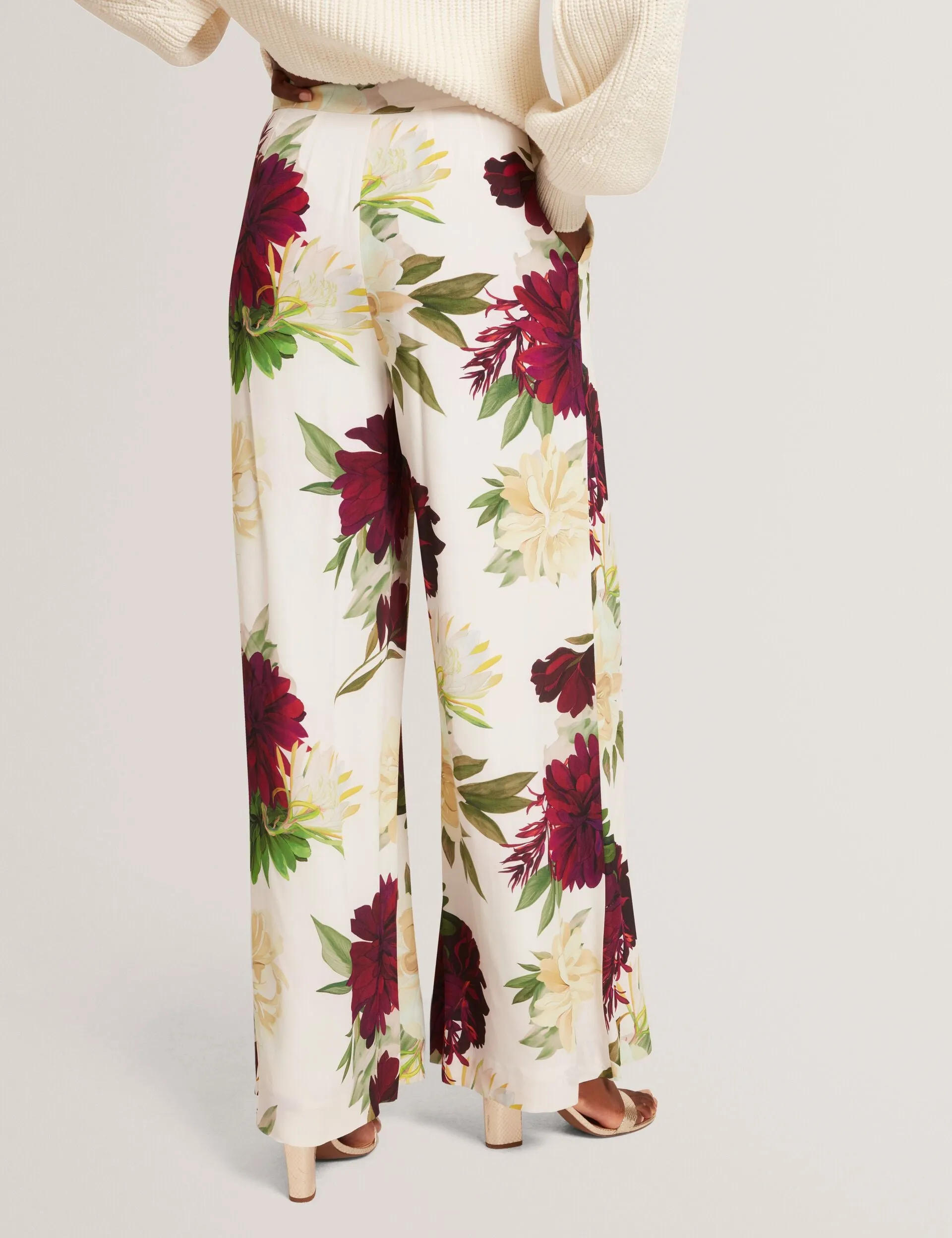 TOMASIA | IVORY AntiStatic Cloth