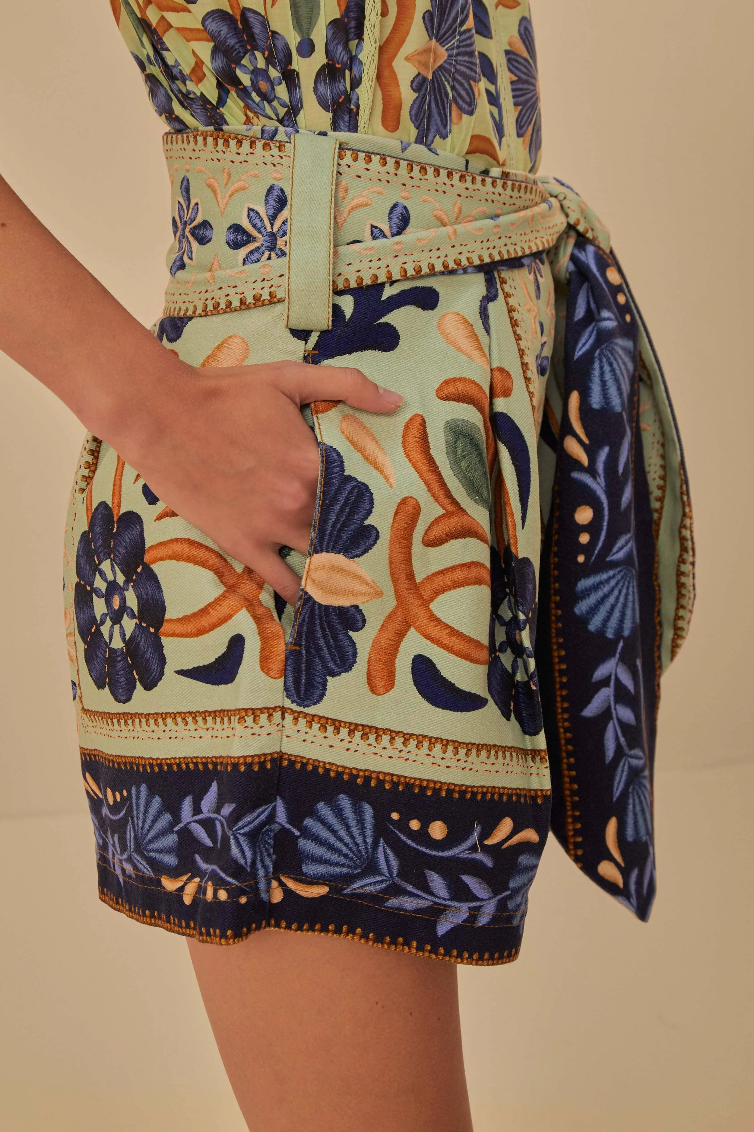 Ocean Tapestry Green Short Quick Wear