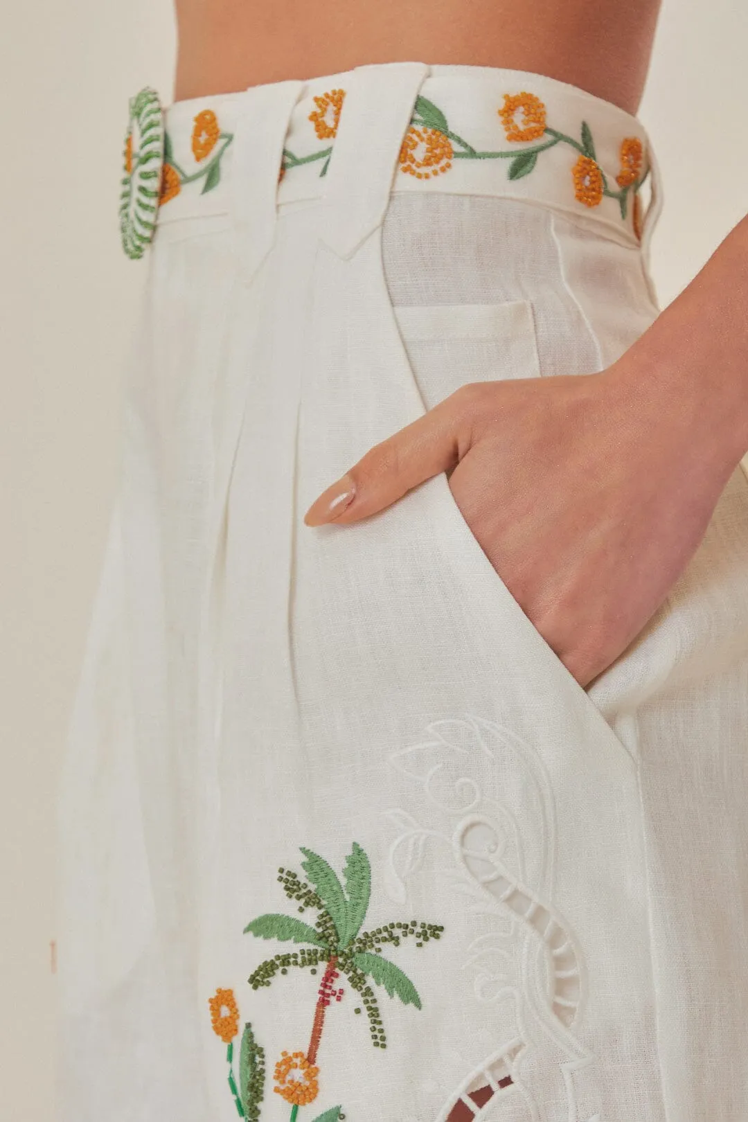 Off-White Coconut Tree Embroidered Richelieu Shorts Travel Essential Sporty Look