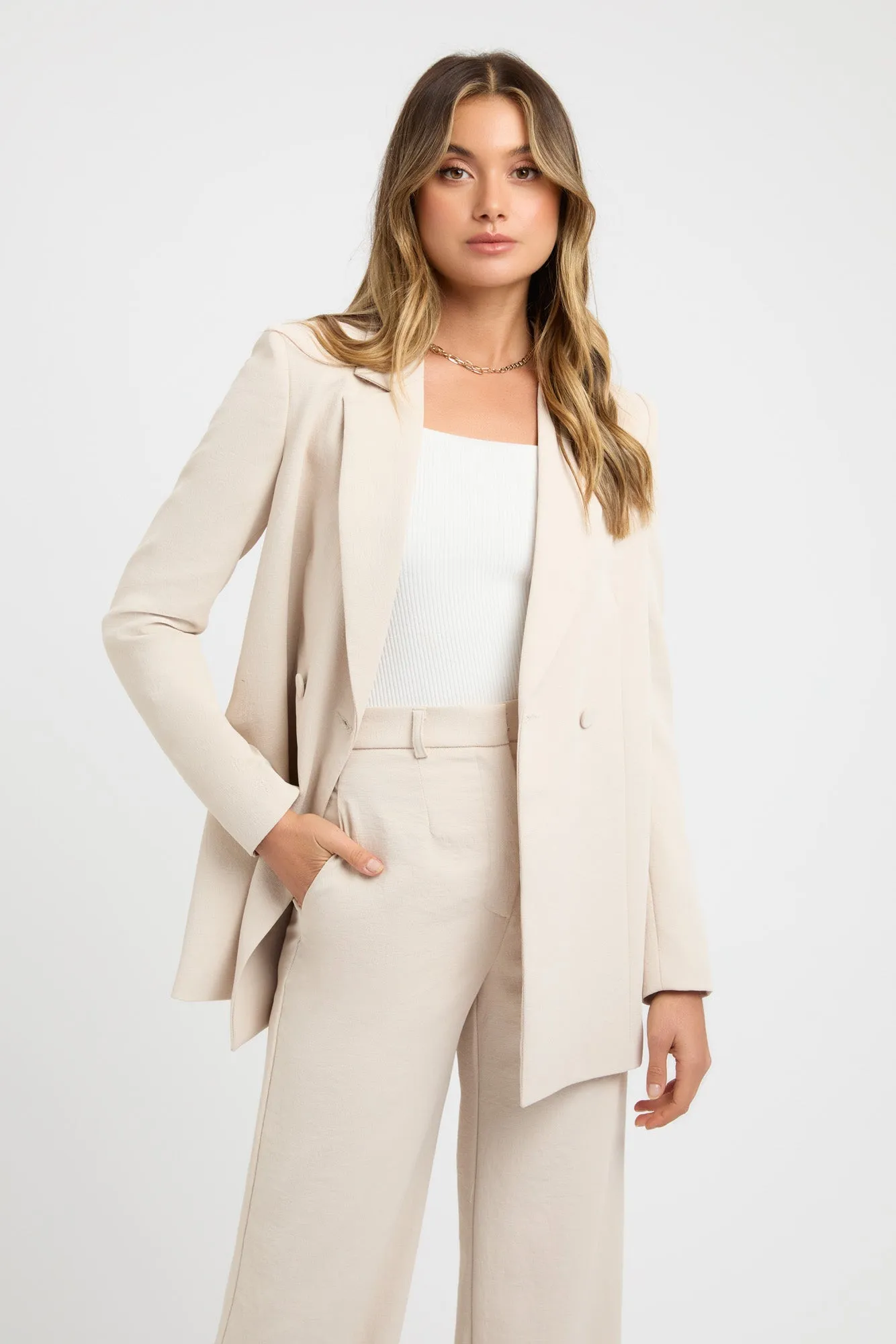 Ultra Compact Packing Design Oyster Oversized Blazer