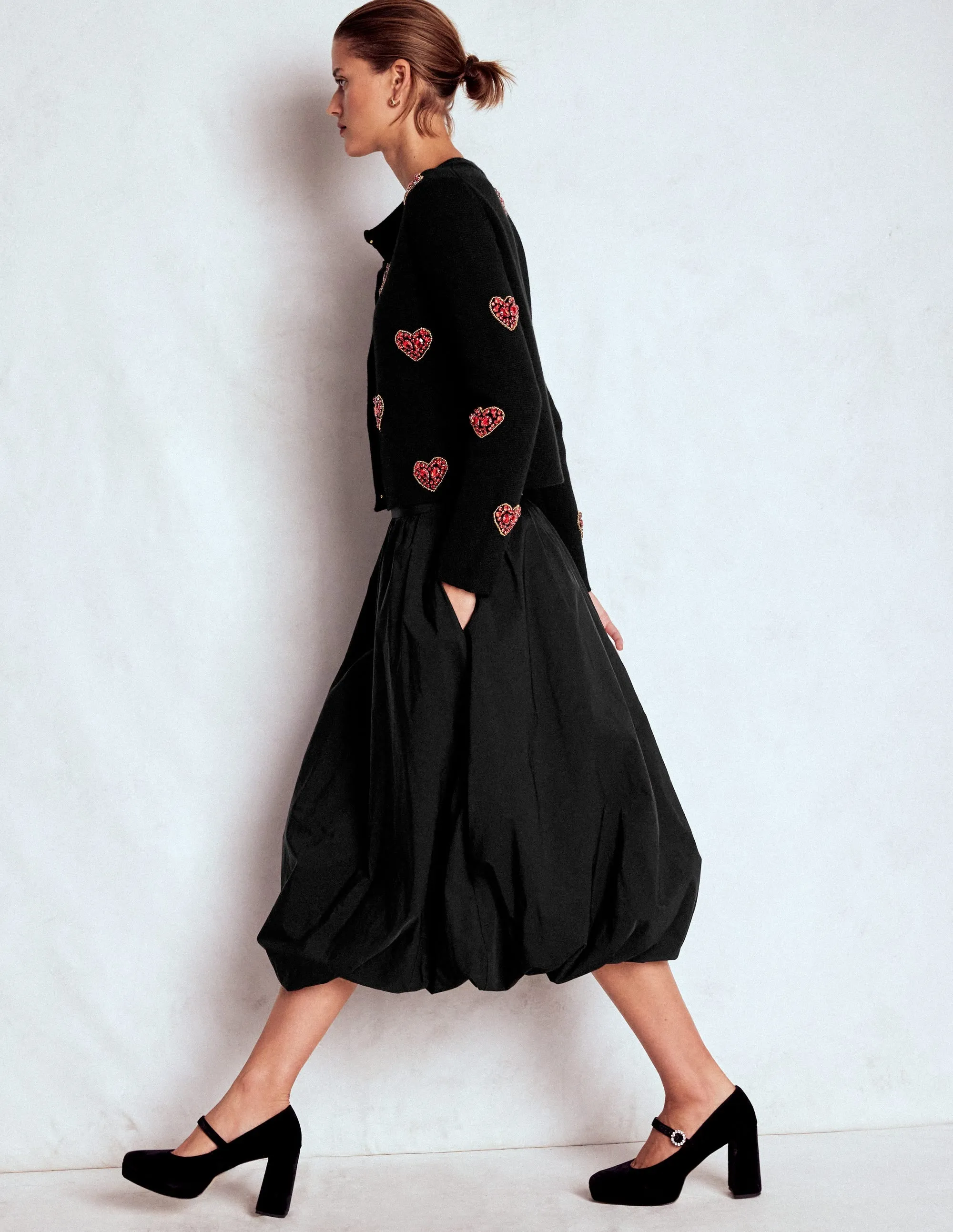 Sleek Motion Unique Feature Bubble Hem Midi Skirt-Black