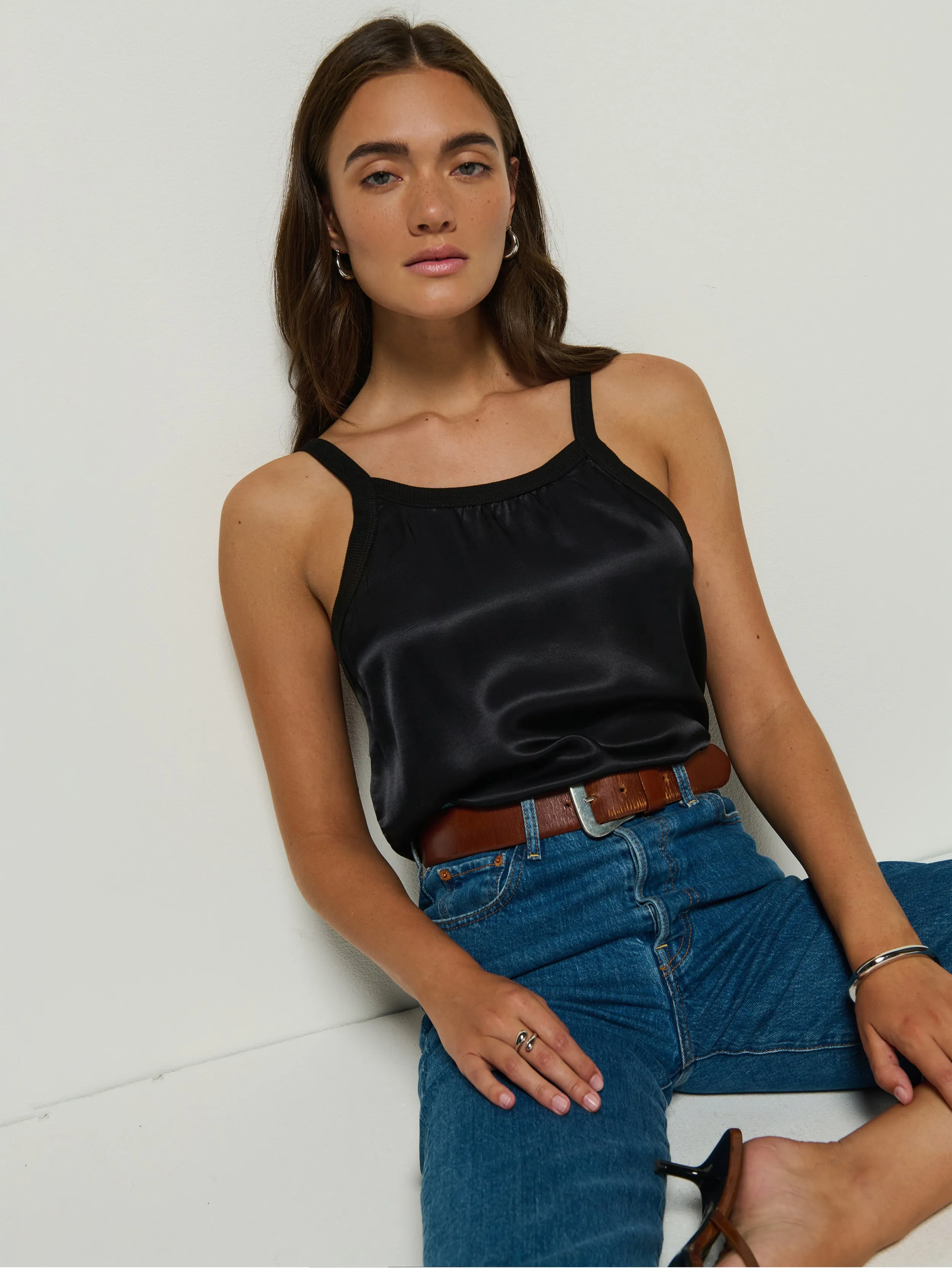 Zora Scoop Tank Chic Look