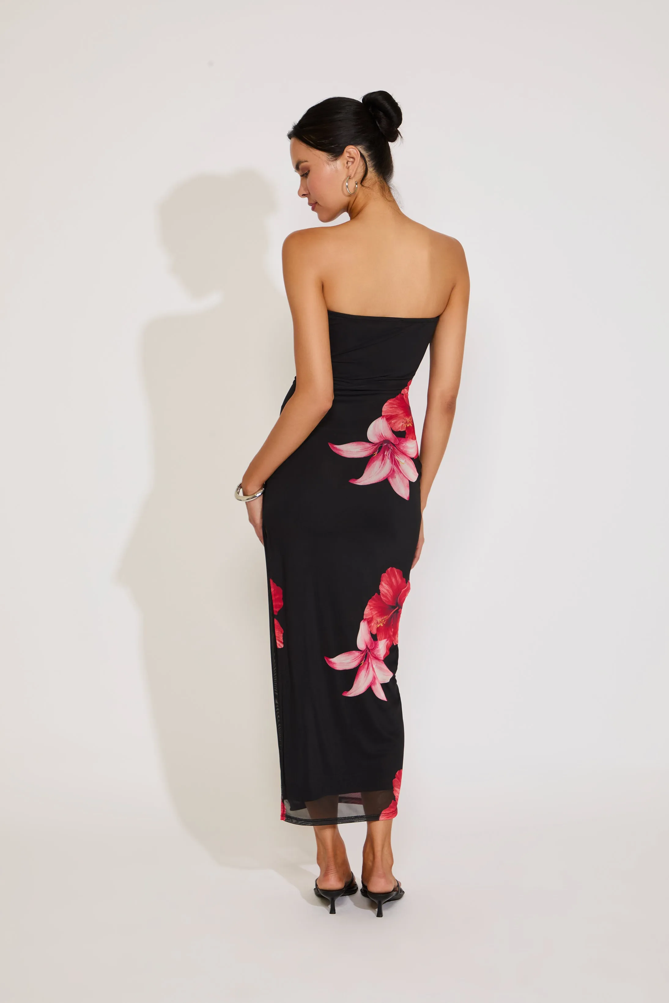 Casual Elegance ORCHID PRINT OVERLAY STRAPLESS MIDI DRESS