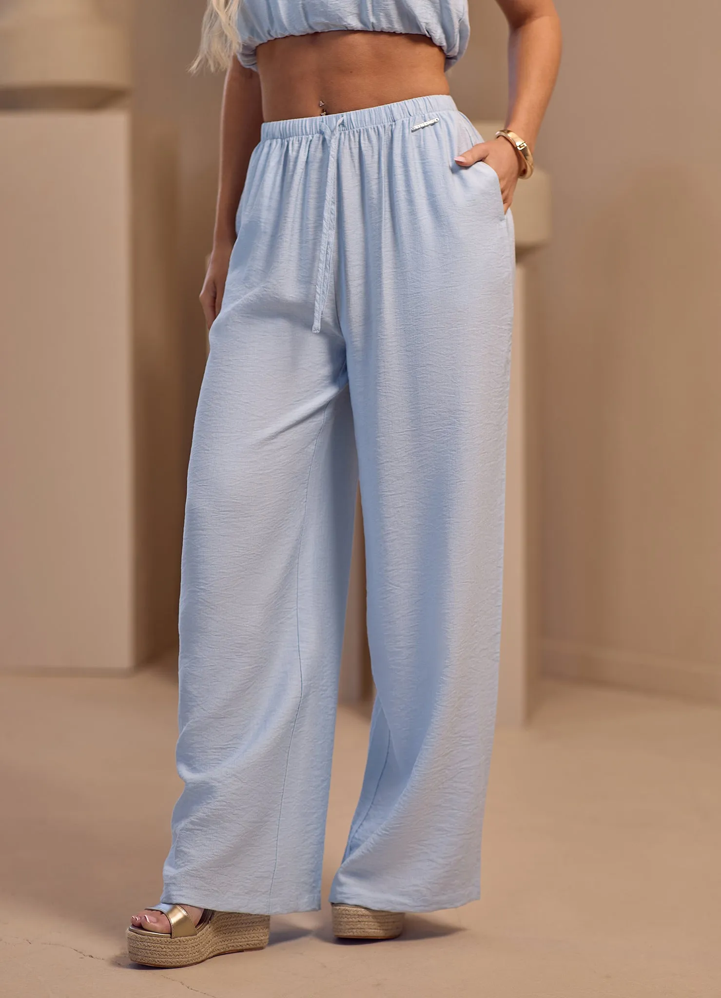 Gym King Signature Woven Trousers - Fresh Blue Workout-ready