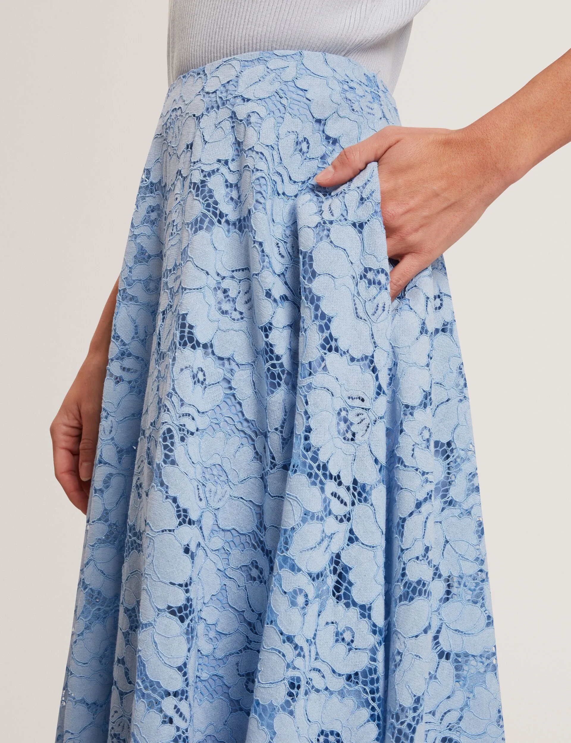 DEMIEE | LT-BLUE Cool Tone Side Pockets