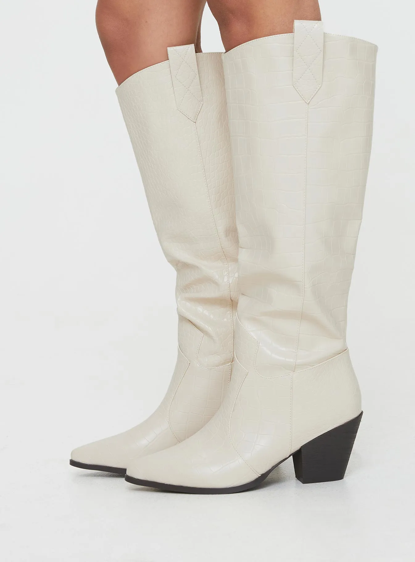 Effortless Style Riley Boots Ecru