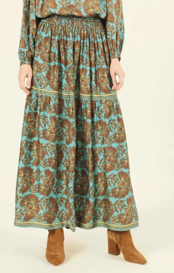 Outfit Focus Airy Comfort Rosalita Skirt in Etta Jadeite