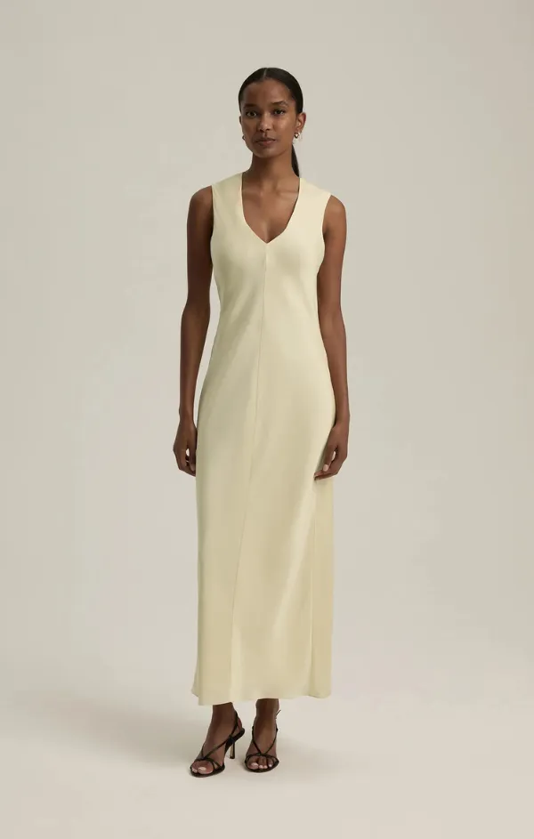 The Favorite Column Dress Mood Edge Classic Touch