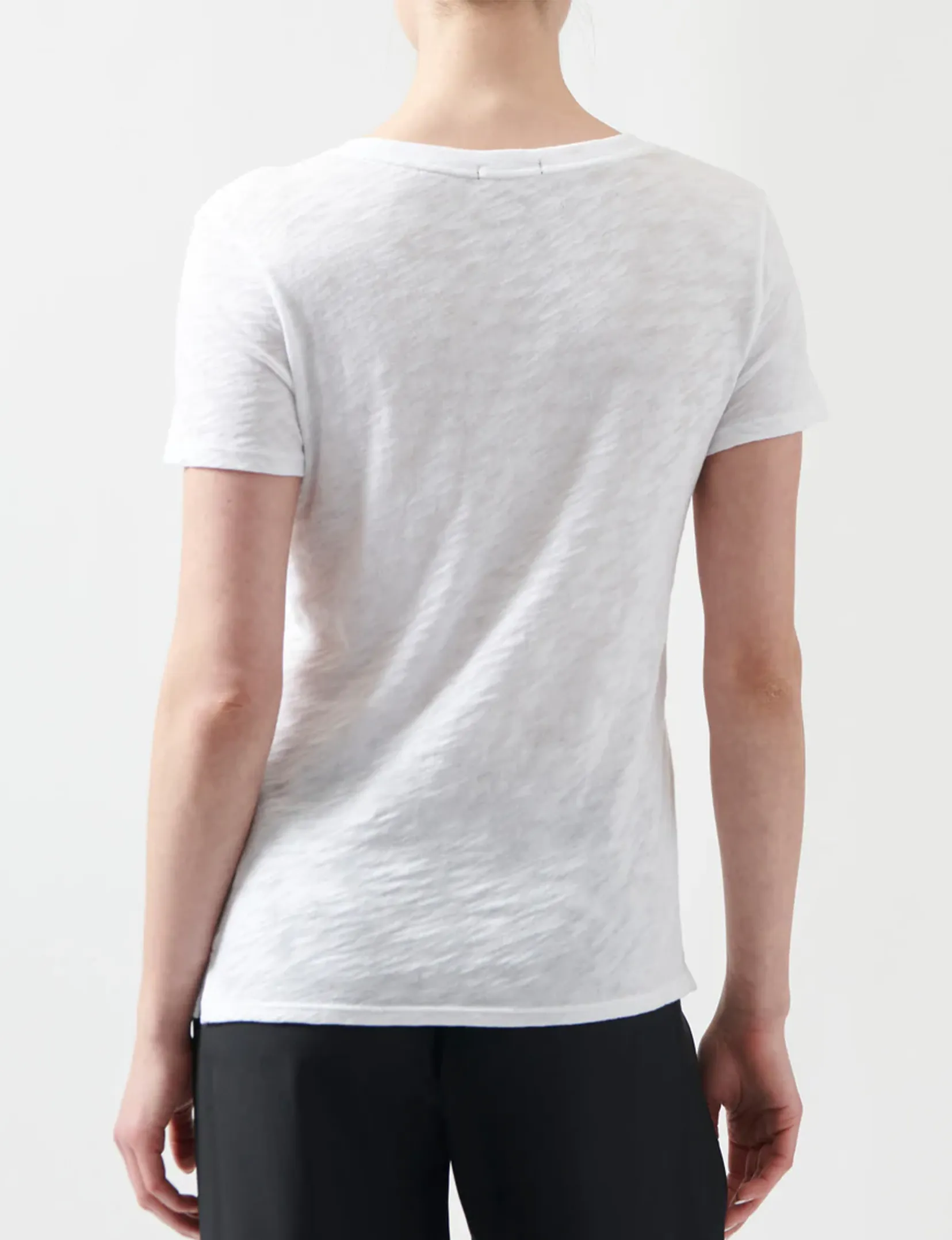 Schoolboy V-Neck, White Stone Wash Process Anti-static