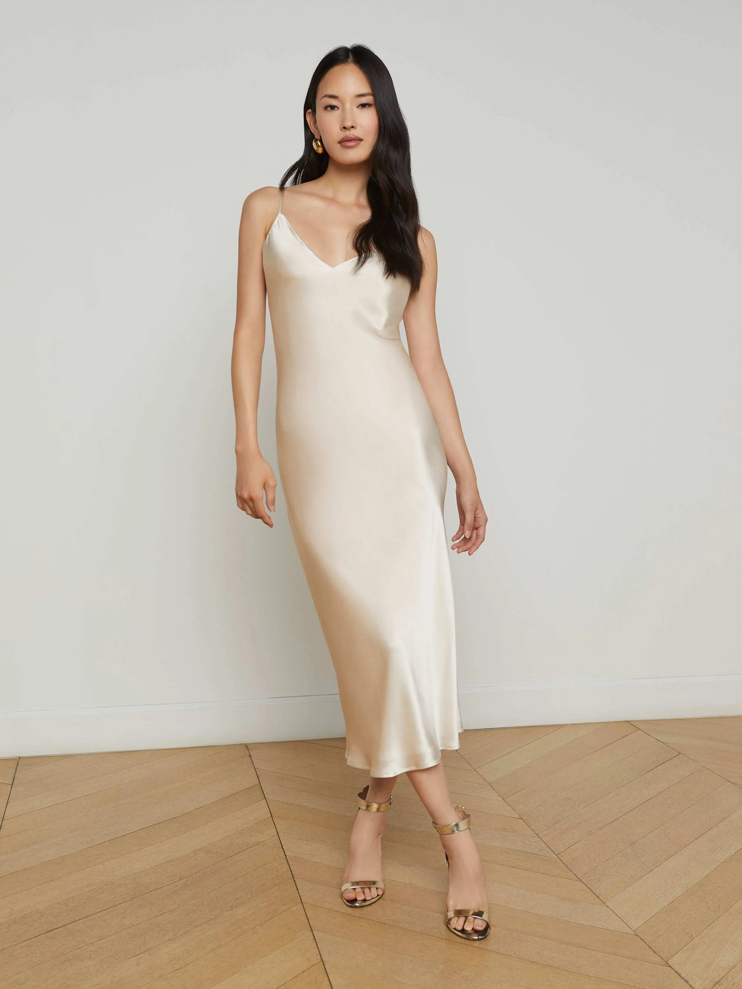 Seridie Silk Slip Dress Slim Shape Pop Texture