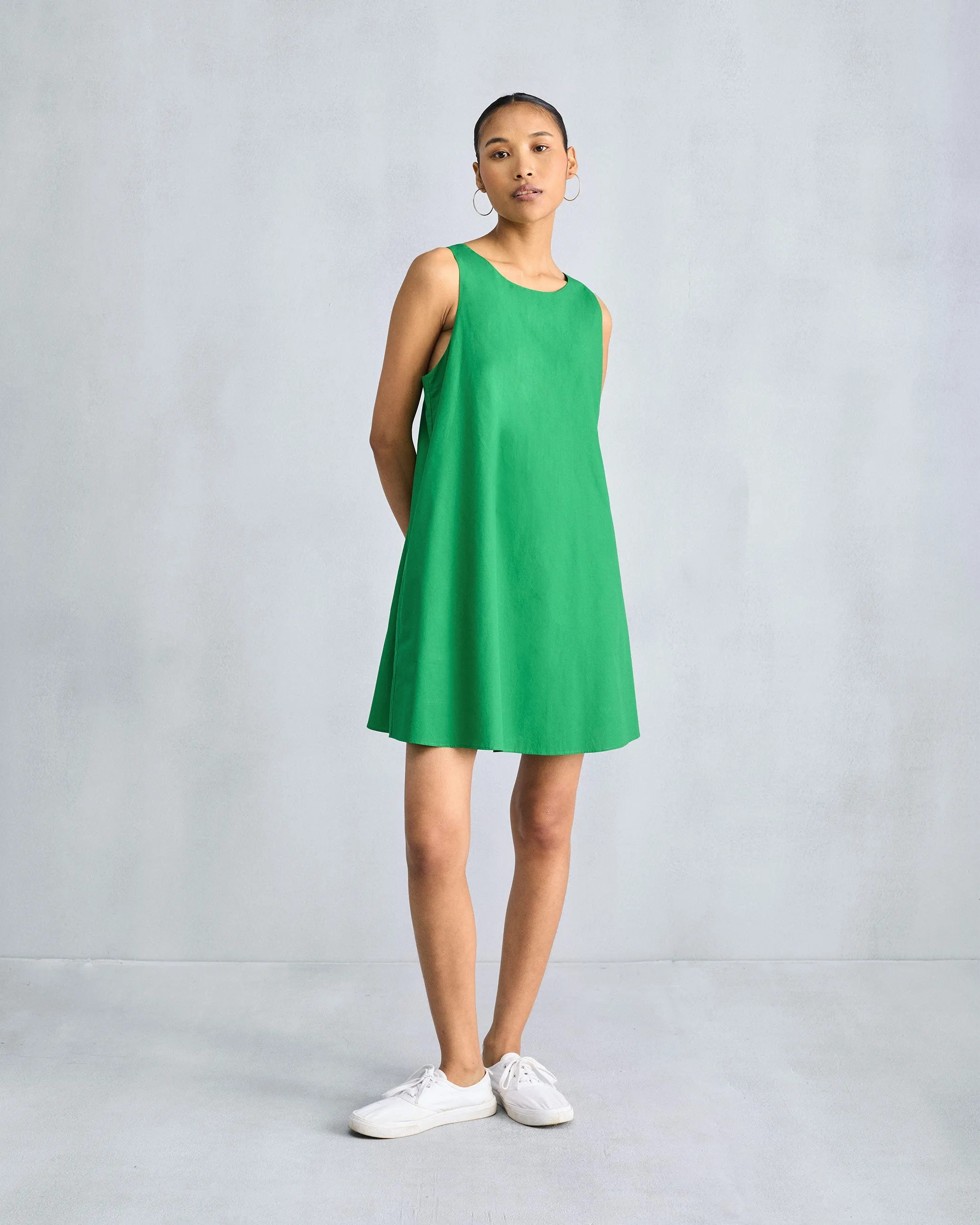 Short Racerback Dress - Green Stylish Line Contrasting Detail