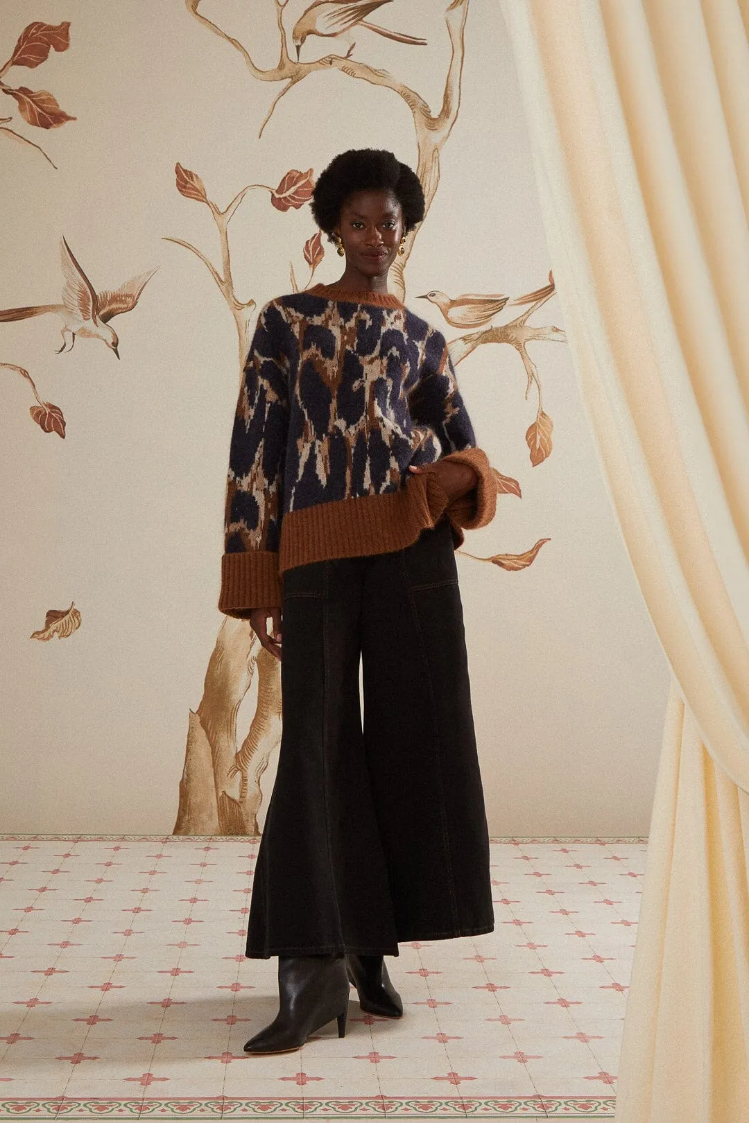 Leopard Print Knit Sweater Work Comfort Lightweight Open Weave