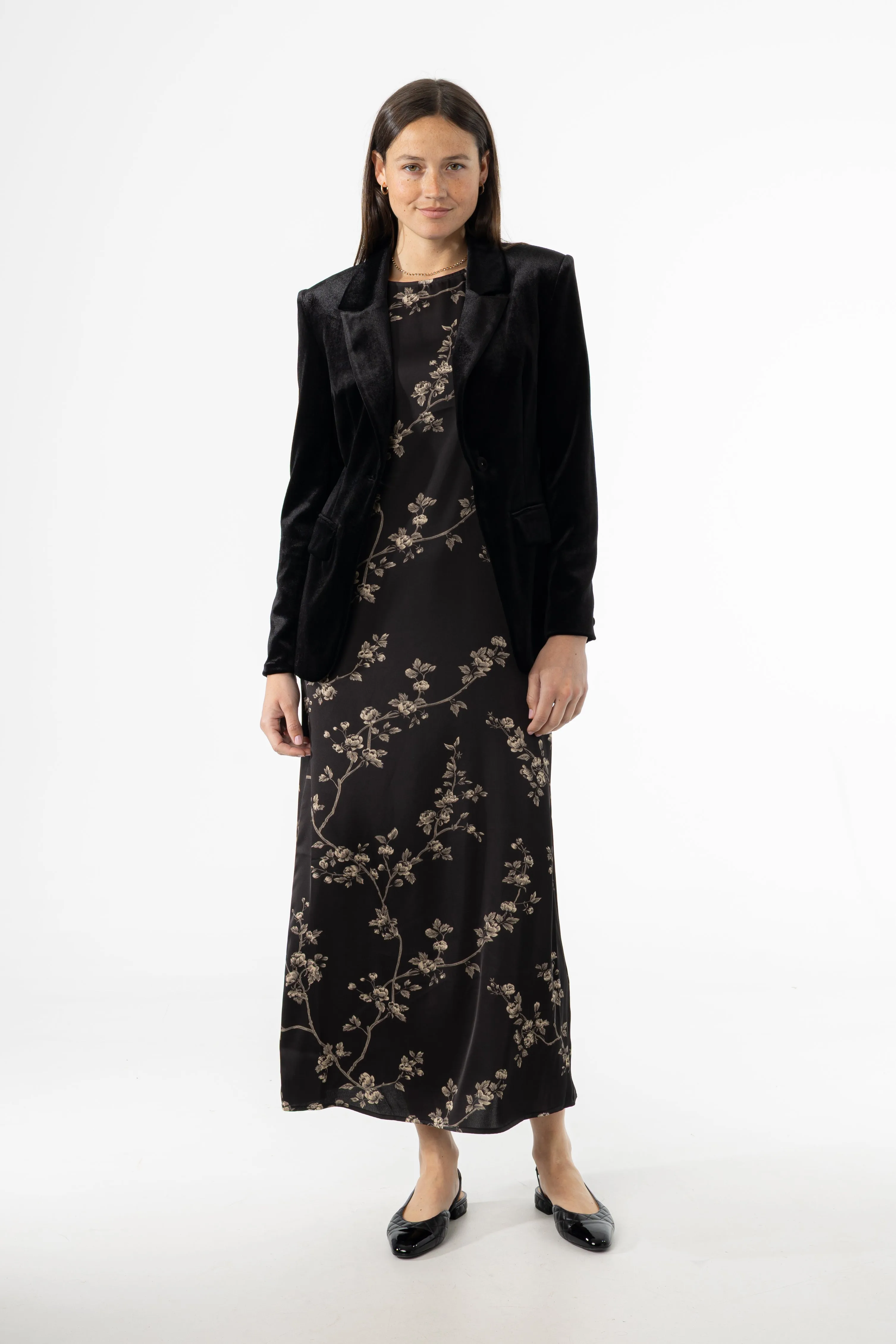 Black & Beige Round Neck Jumper Minimal Mood