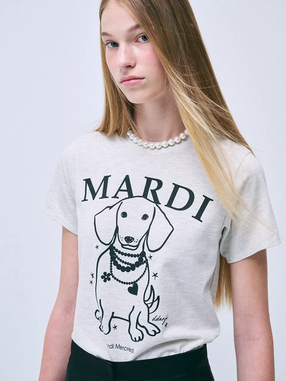 Flexible Ribbed Neckline Hiking durability SLIM TSHIRT SWING THE TAIL DDANJI PEARL NECKLACE_OATMEAL BLACK