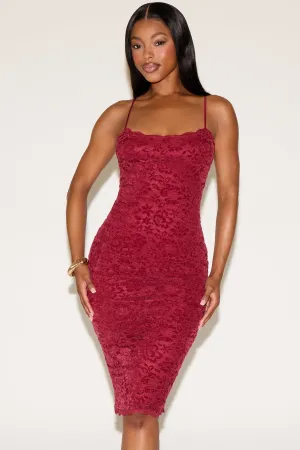 Chill Base LACE OVERLAY VELVET LINING SLEEVELESS MIDI DRESS