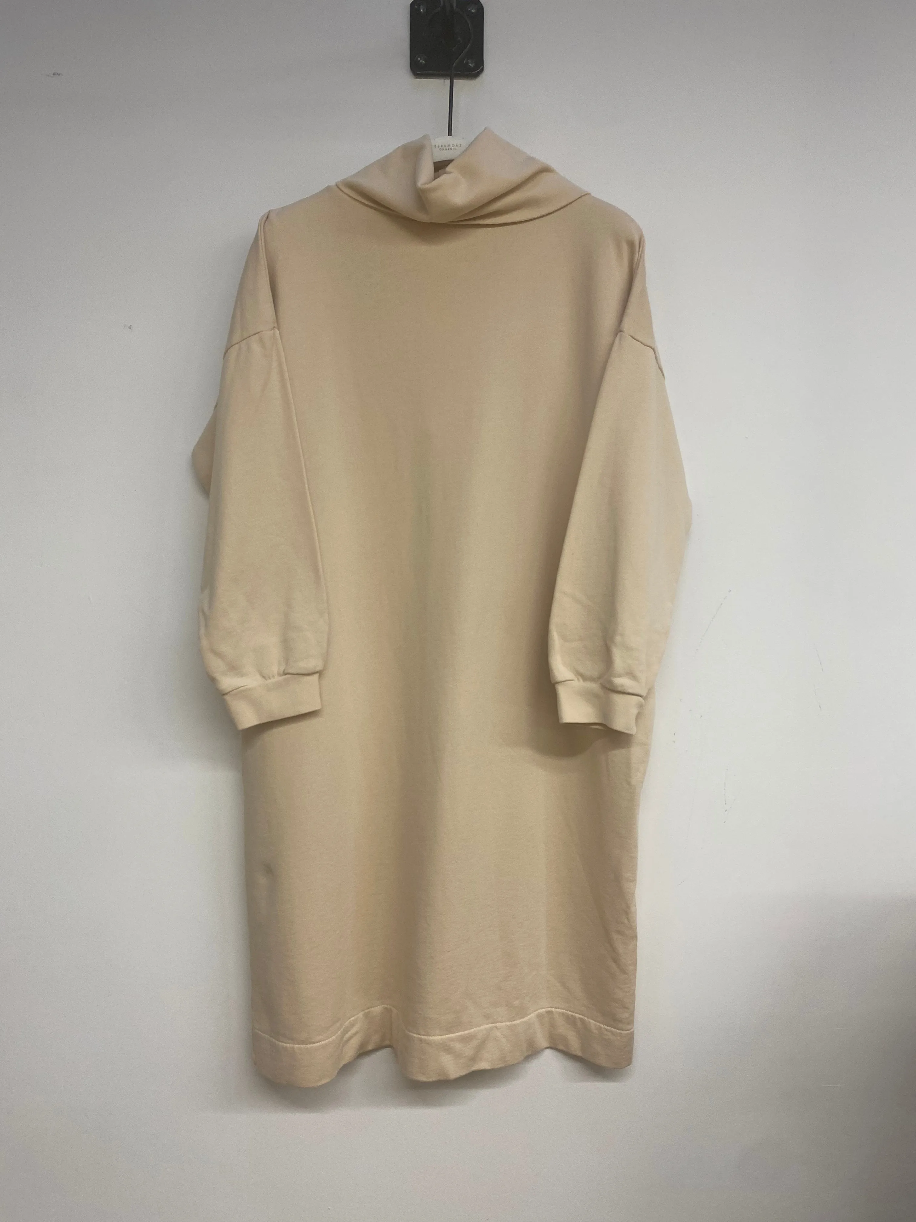 Essential Piece Work Appropriate Orini Organic Cotton Felpe Dress in Cream