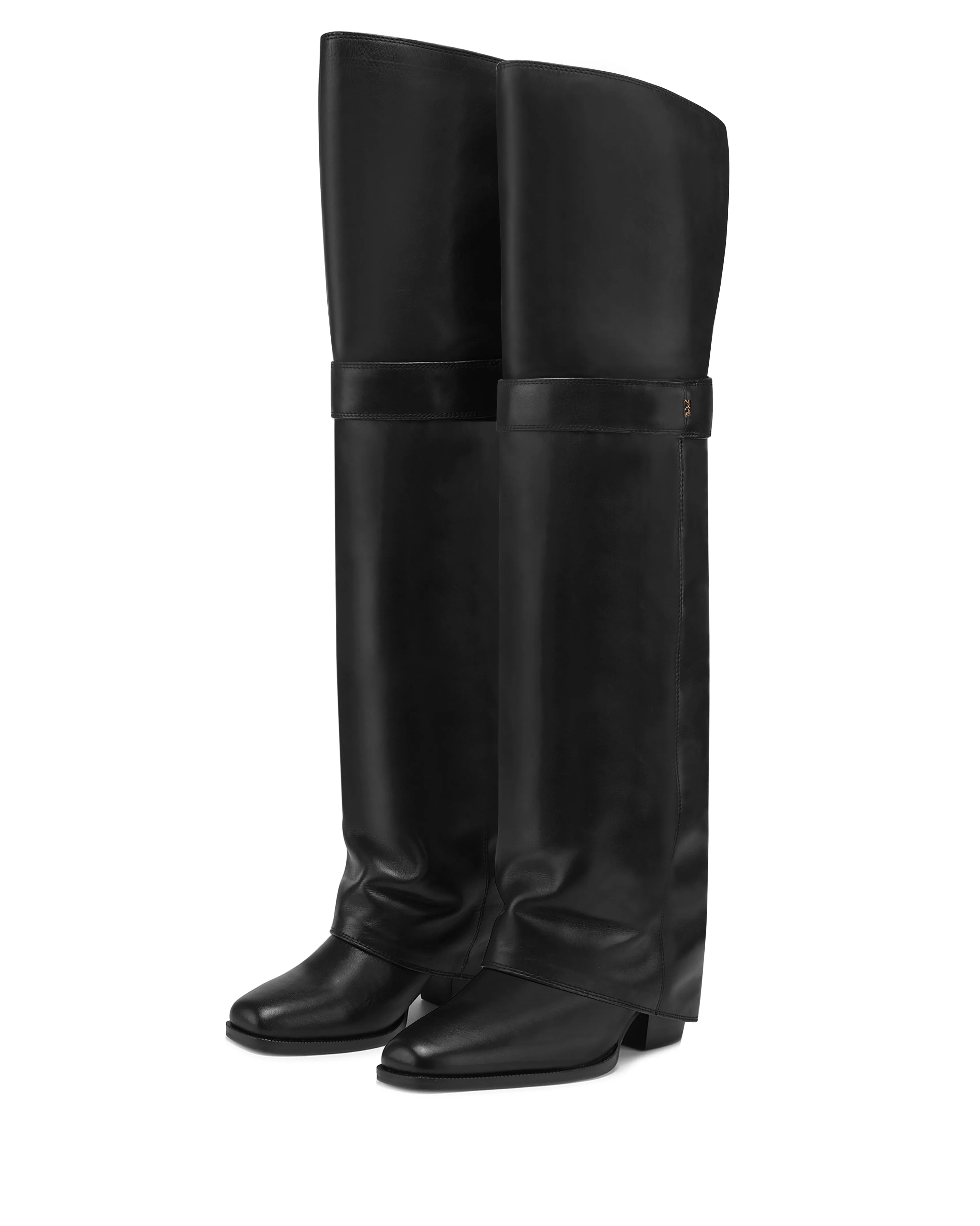 Versatile Look Wonder Black Leather